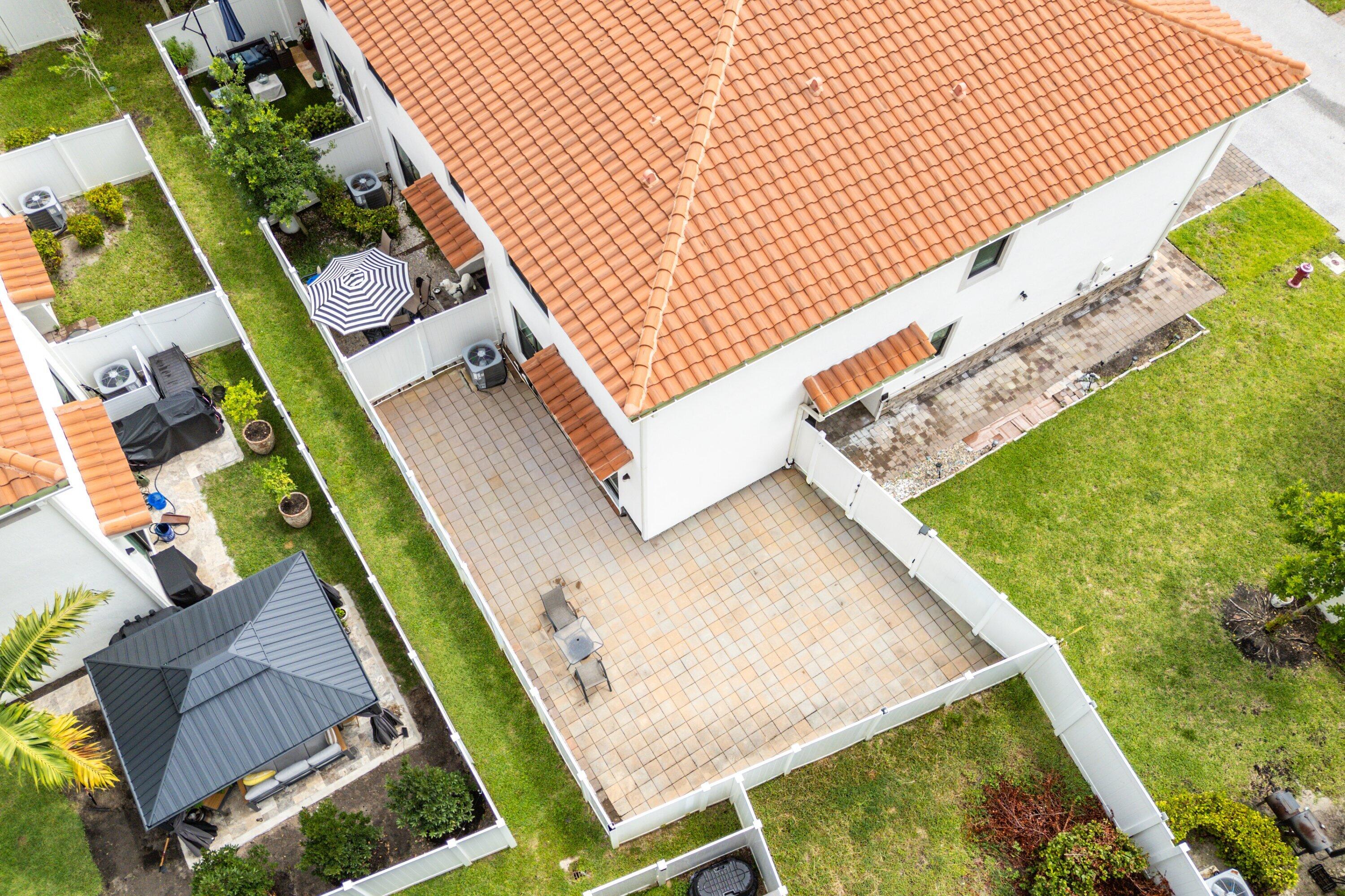 main property photo 43
