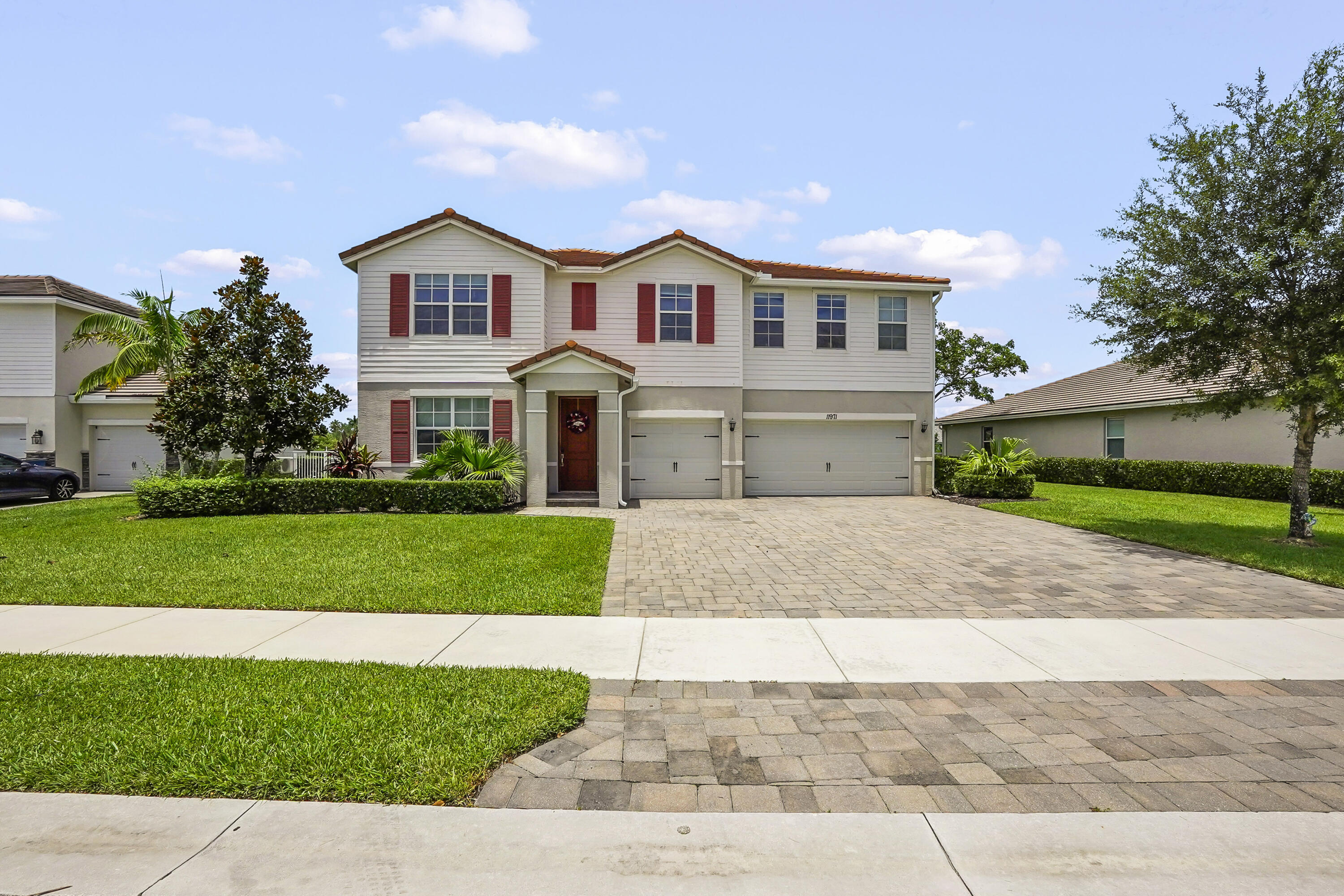 main property photo 1
