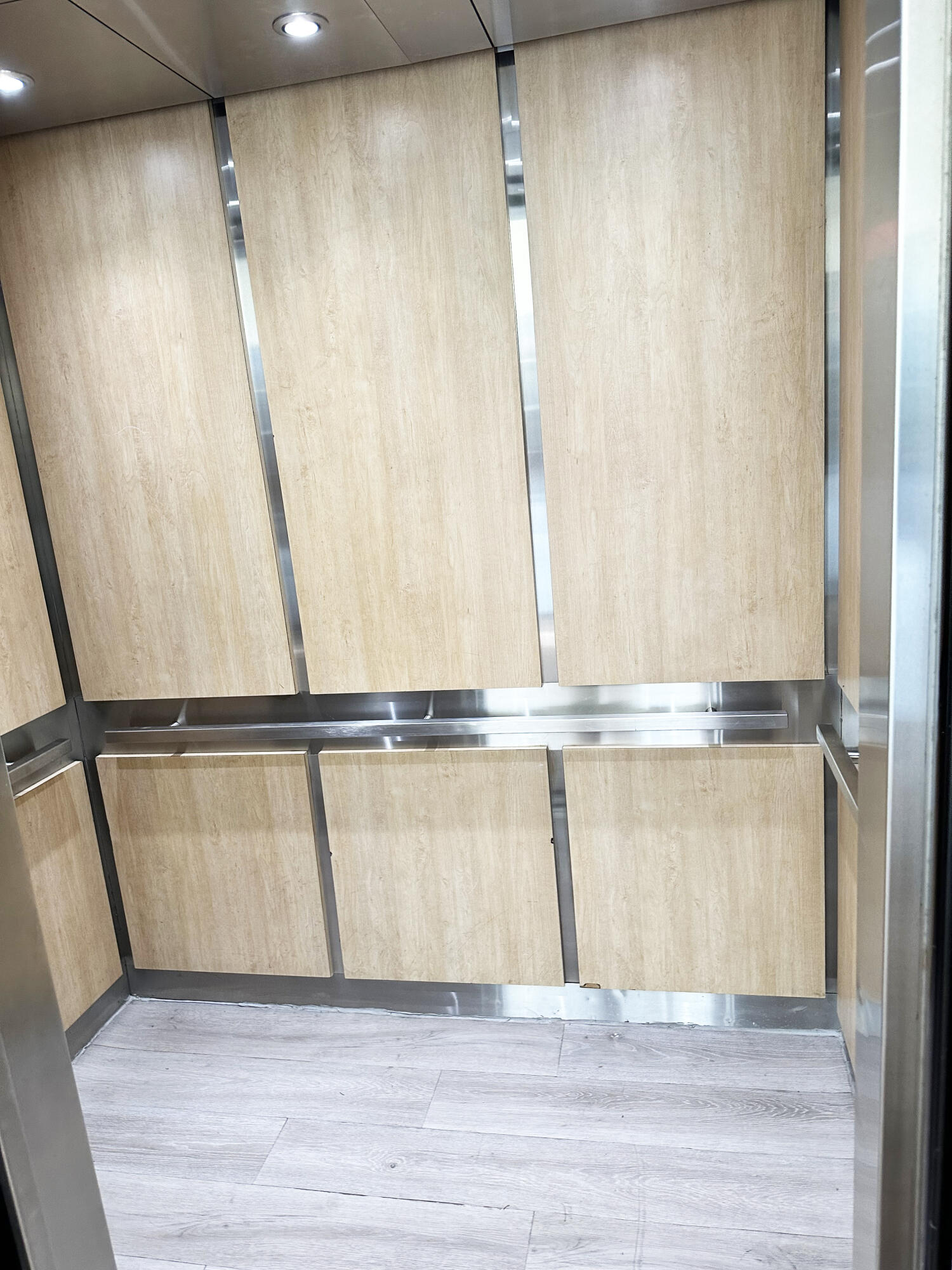 main property photo 32