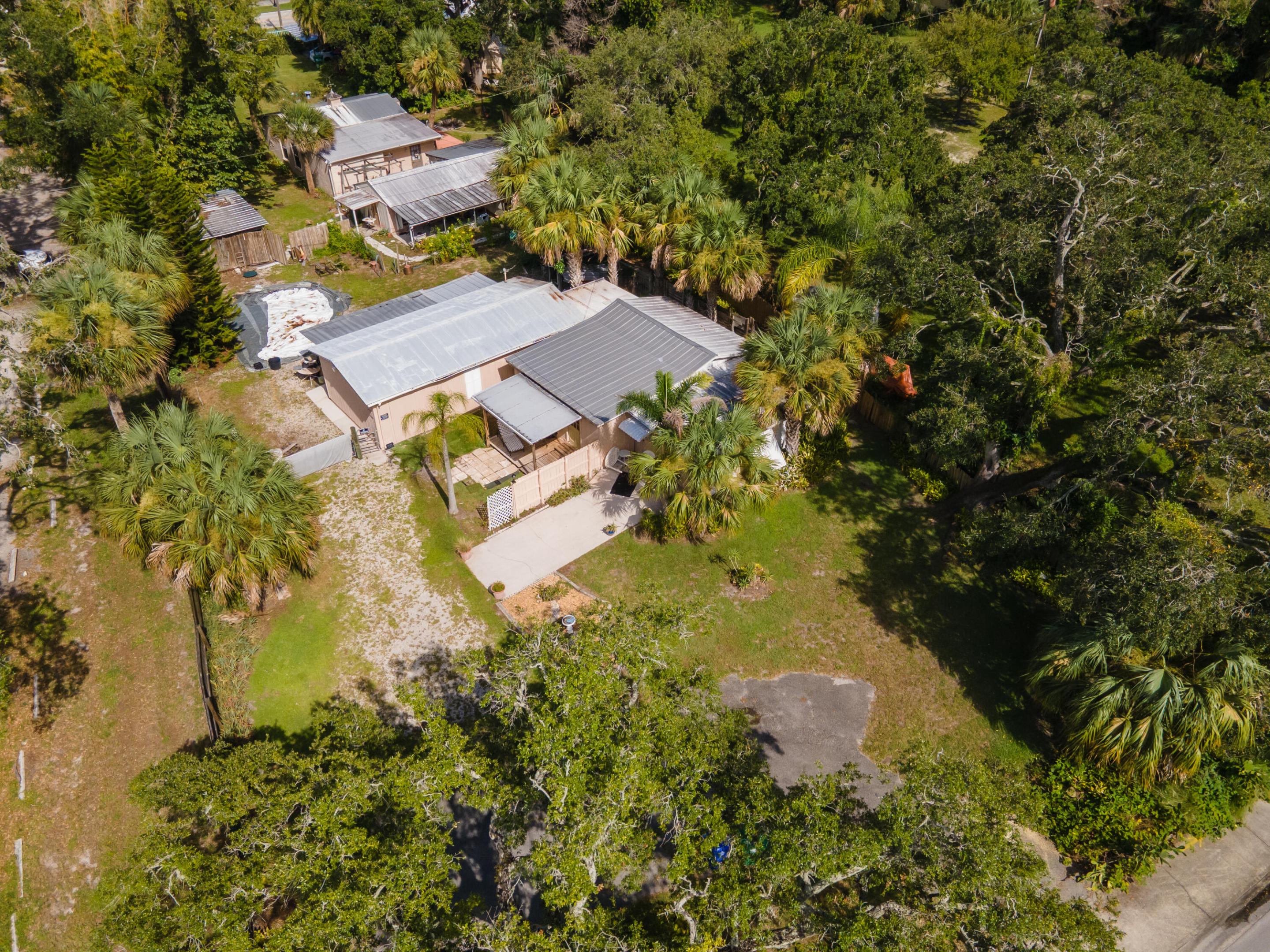 main property photo 24