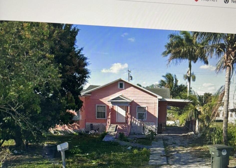 main property photo 0