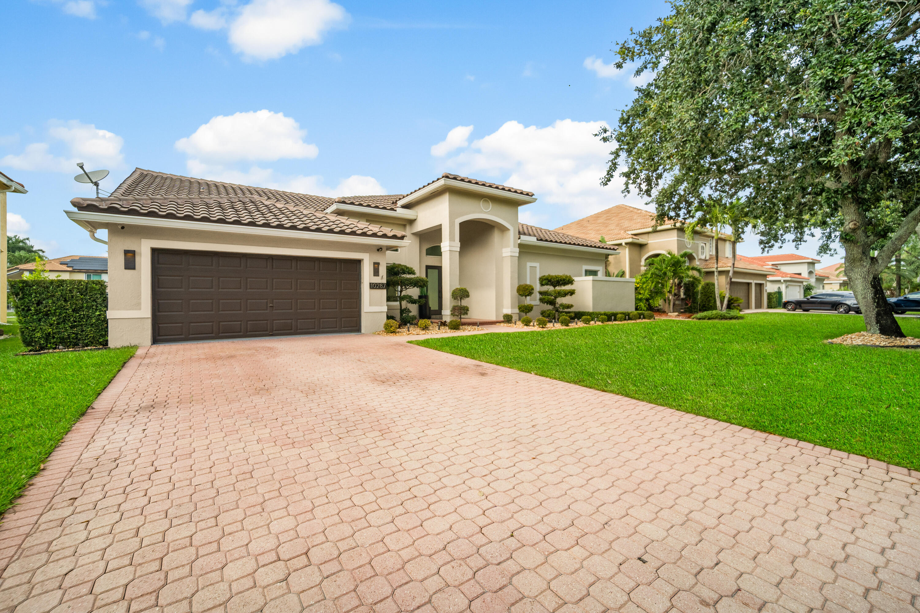 main property photo 49
