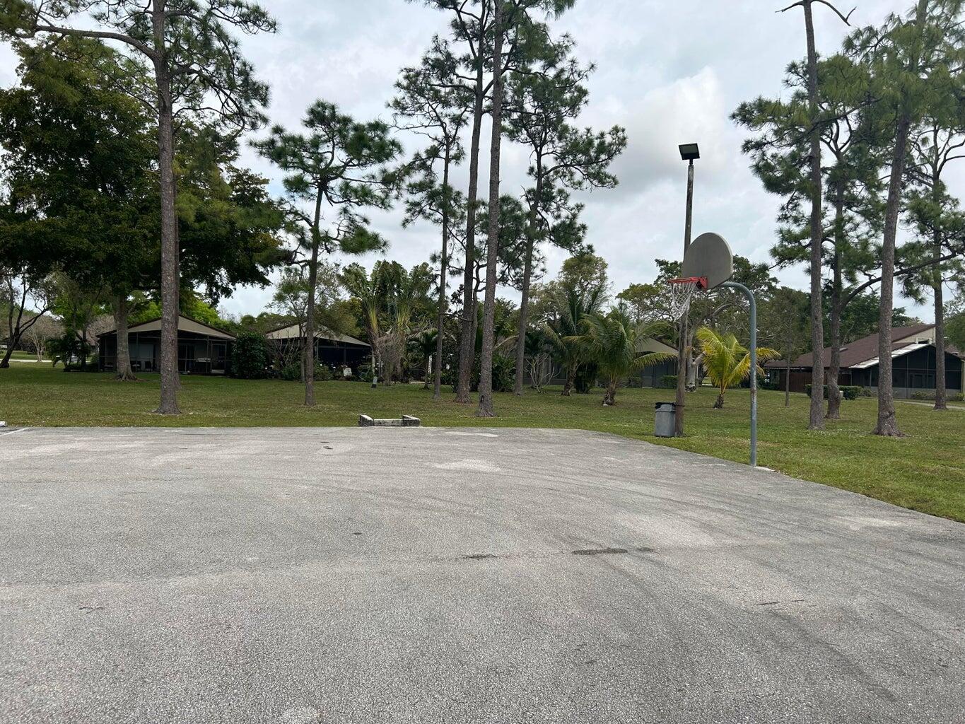 main property photo 14