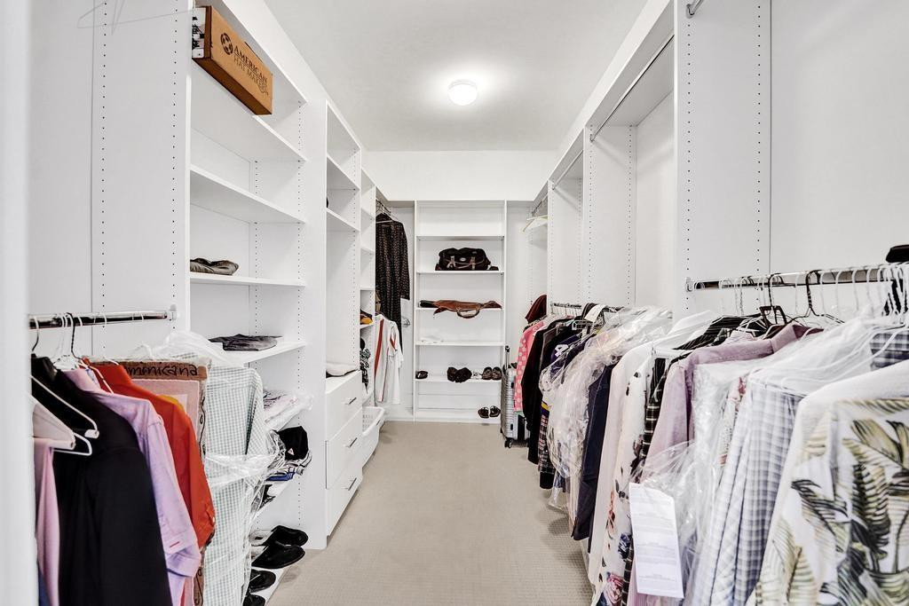 main property photo 79