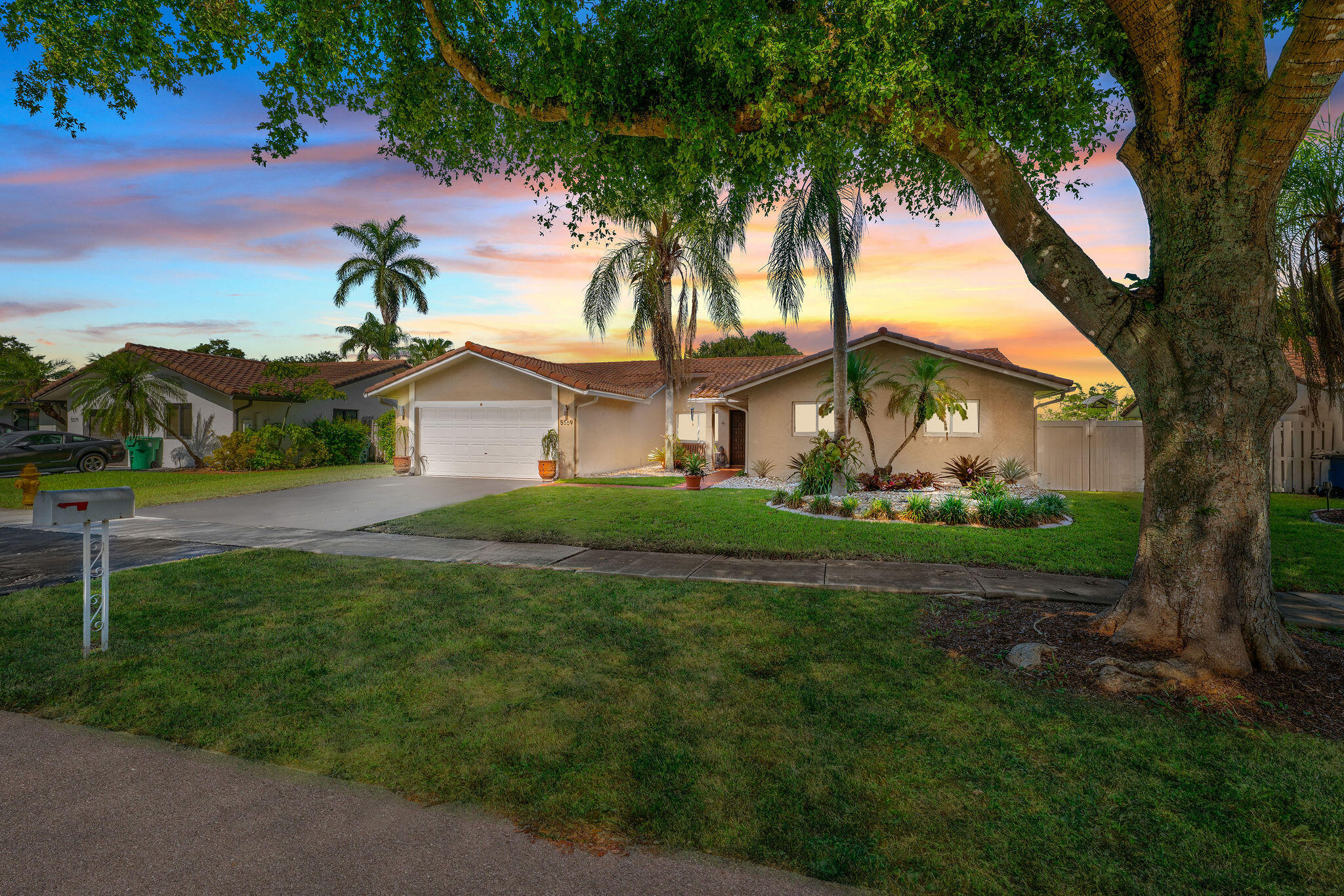 main property photo 54