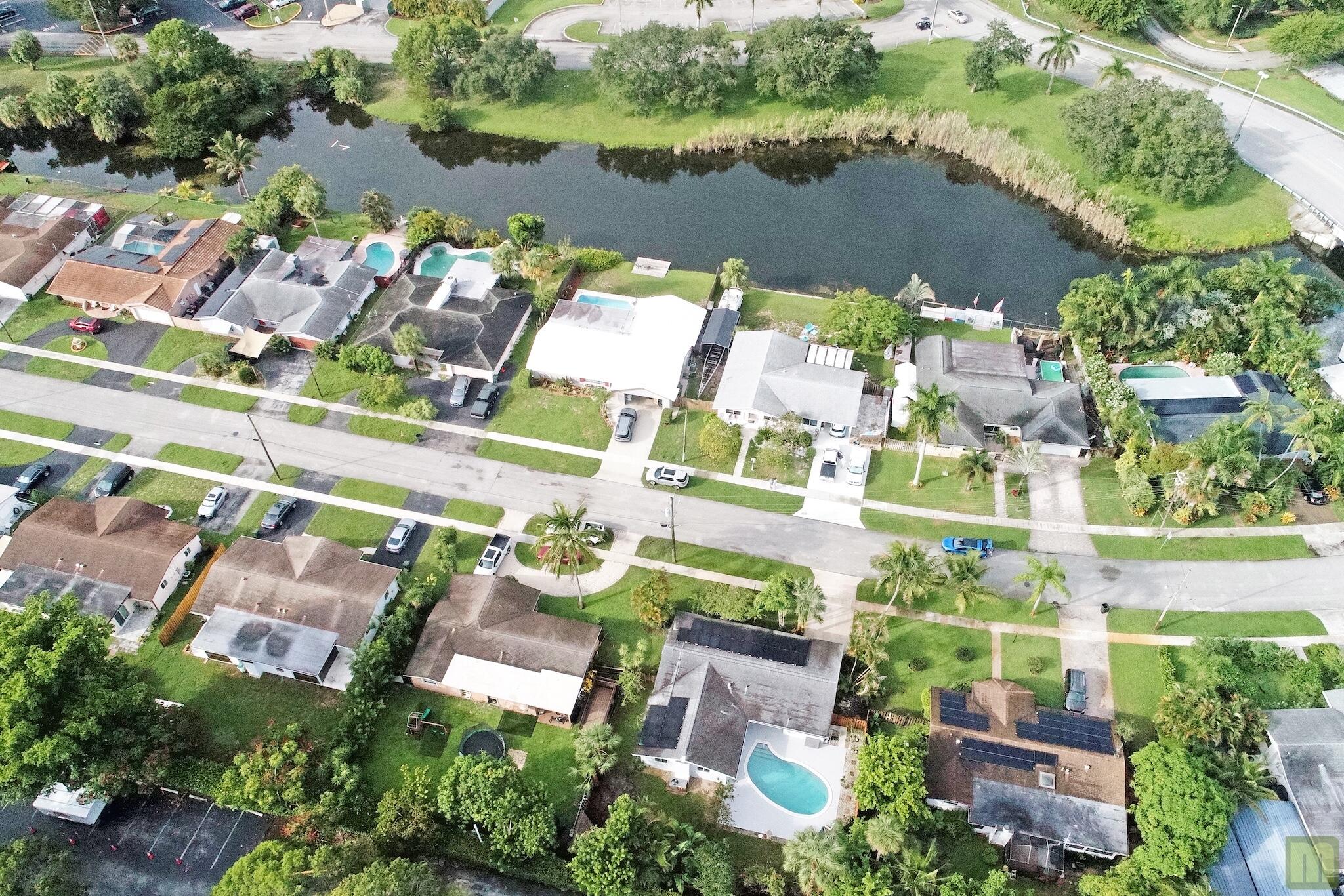 main property photo 47
