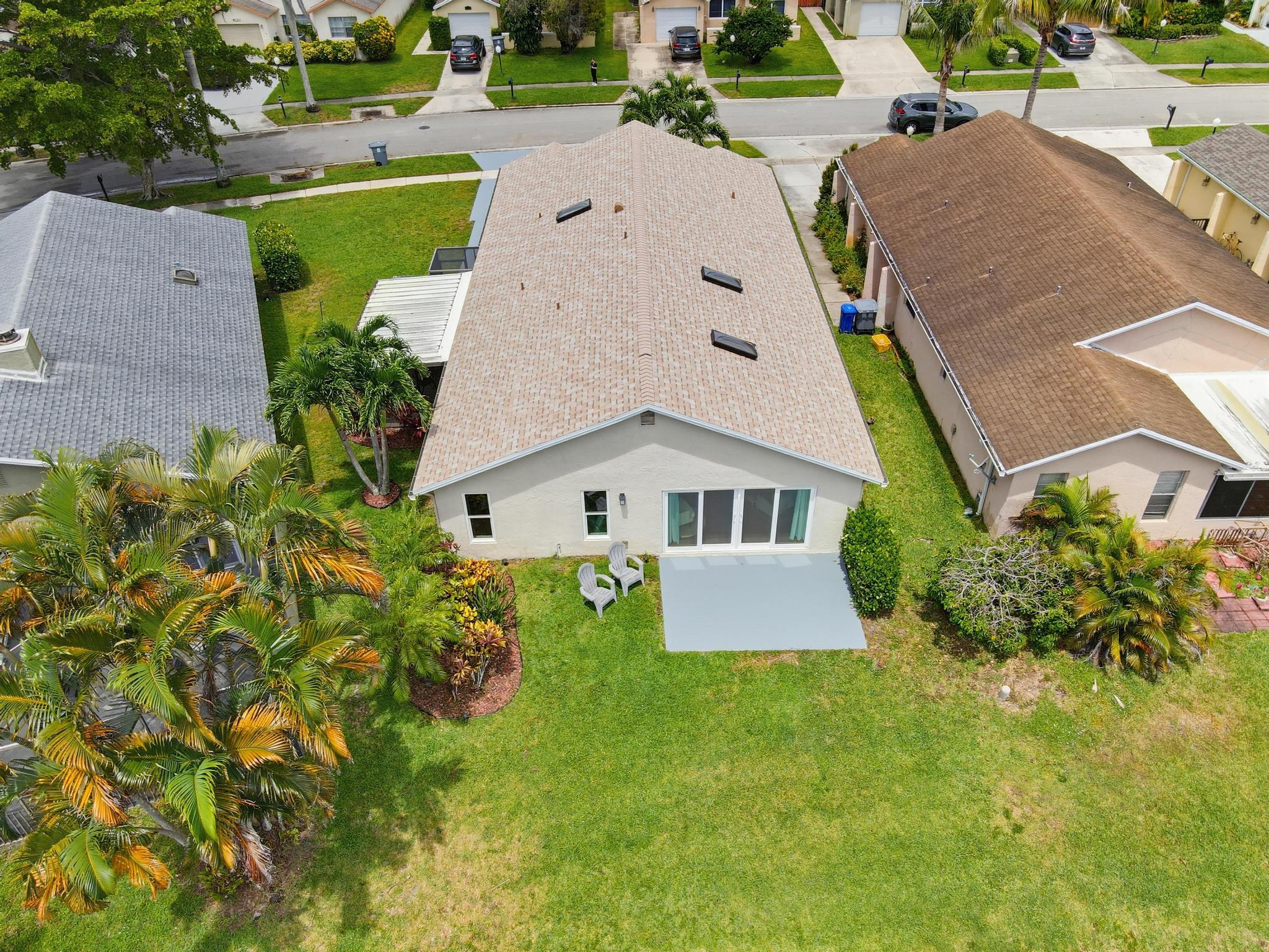 main property photo 20