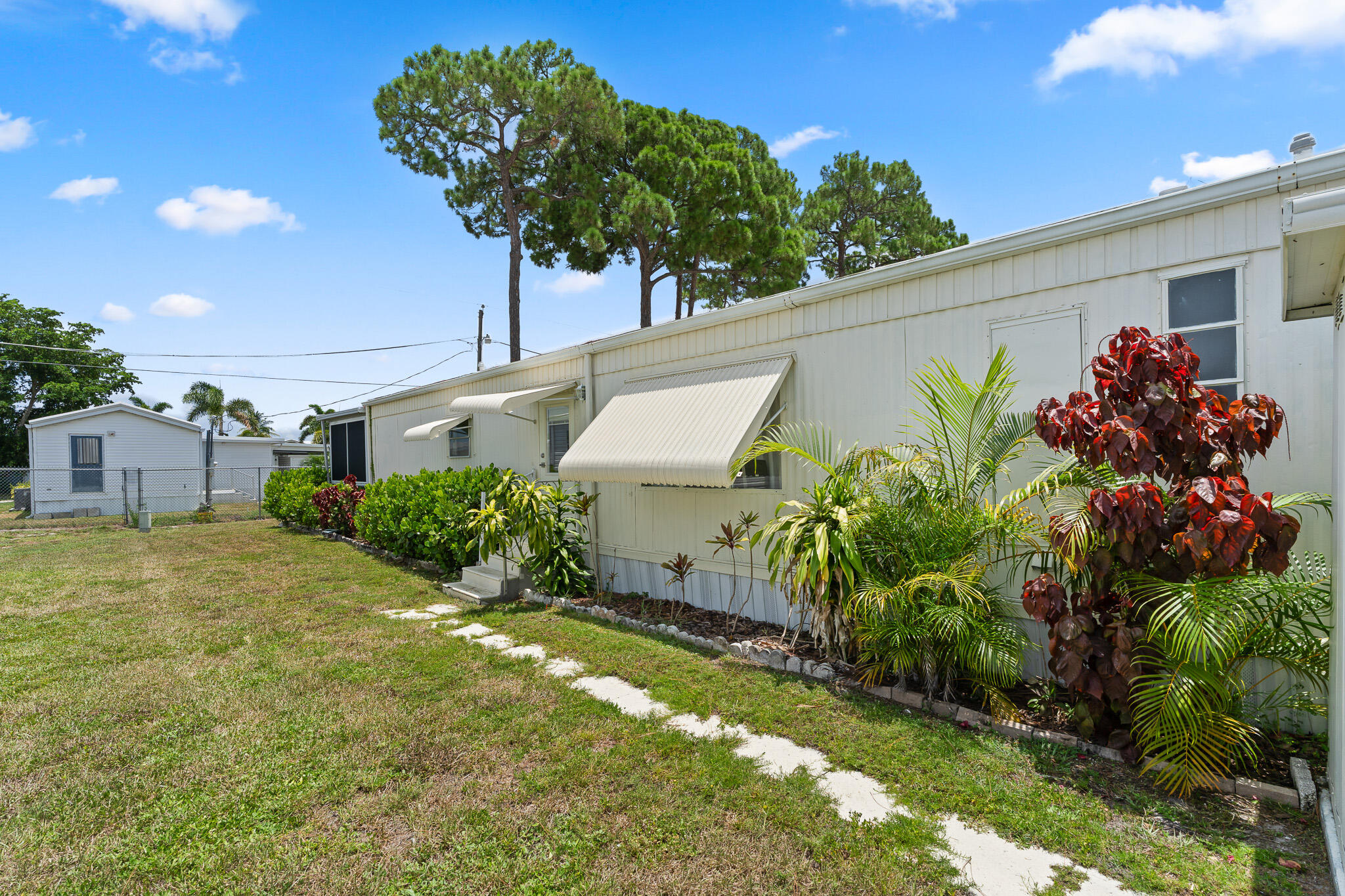 main property photo 60