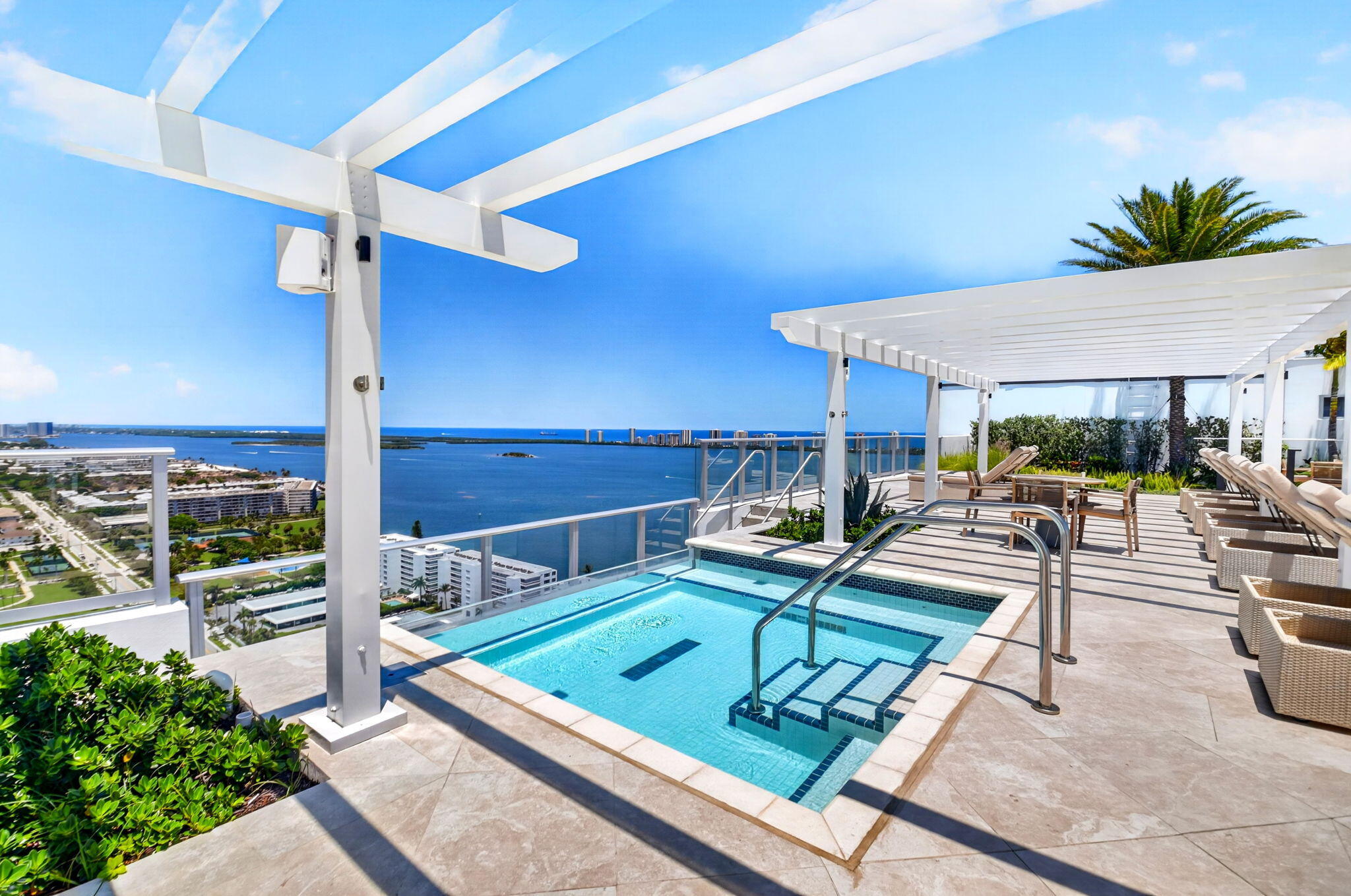 main property photo 78