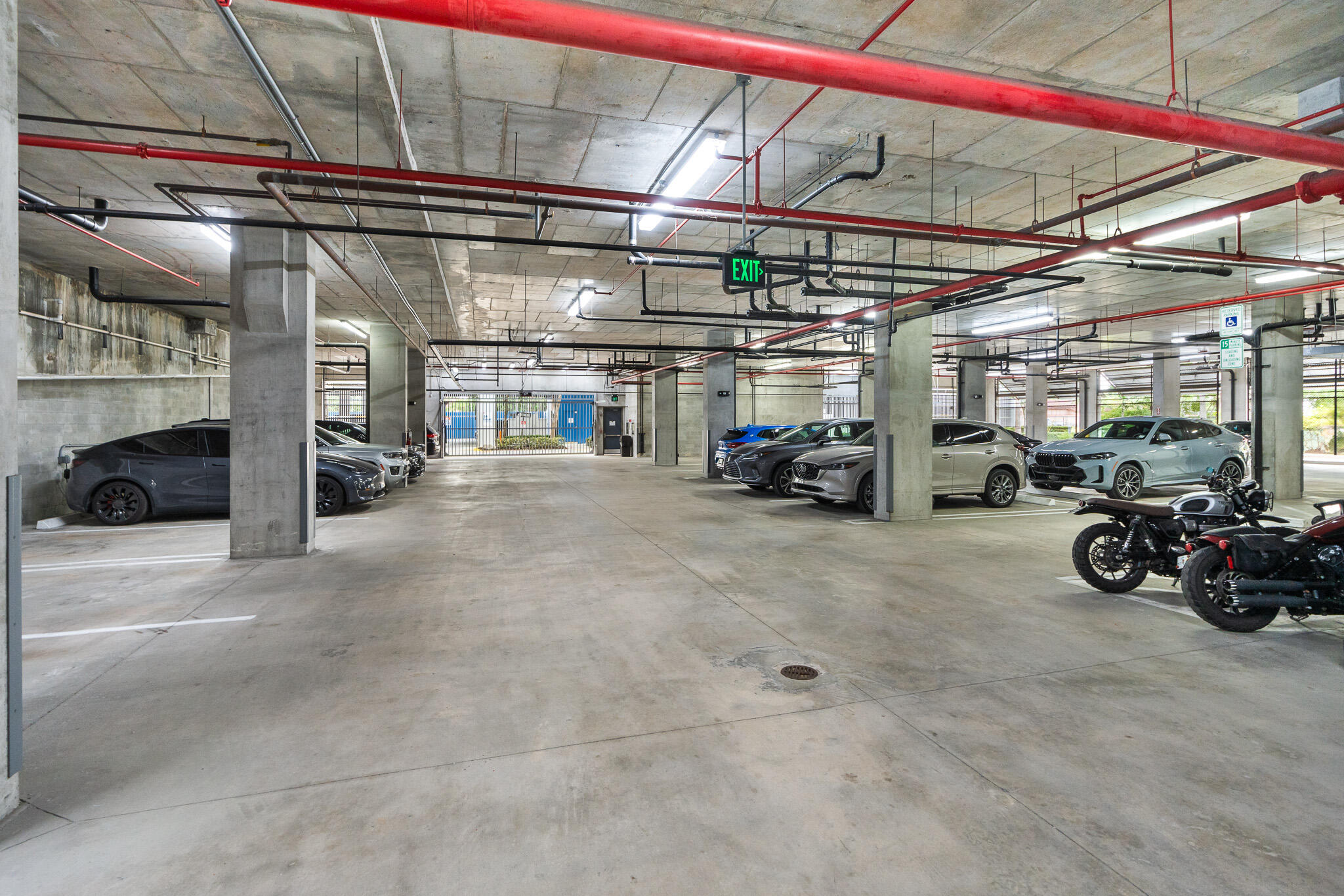 main property photo 9