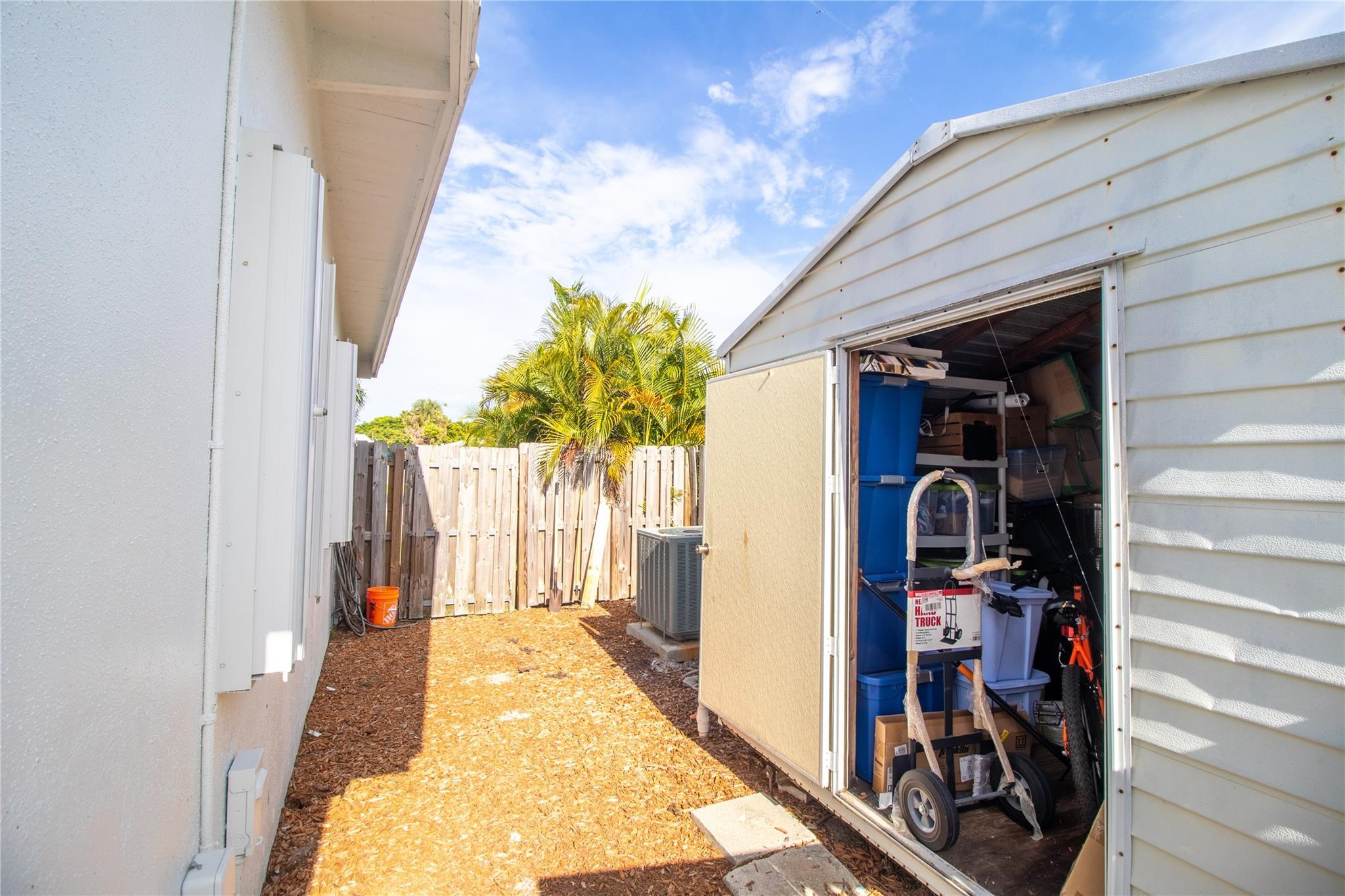 main property photo 47
