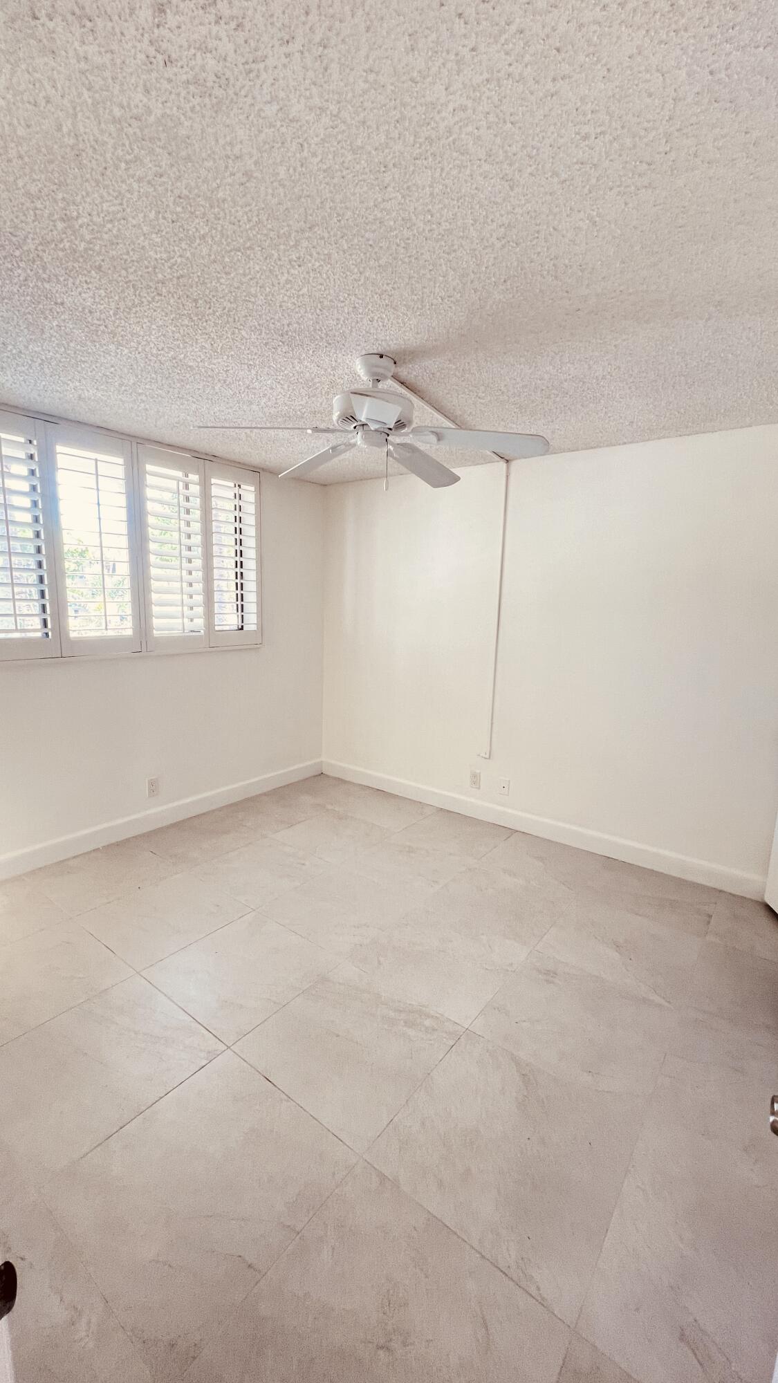 main property photo 78