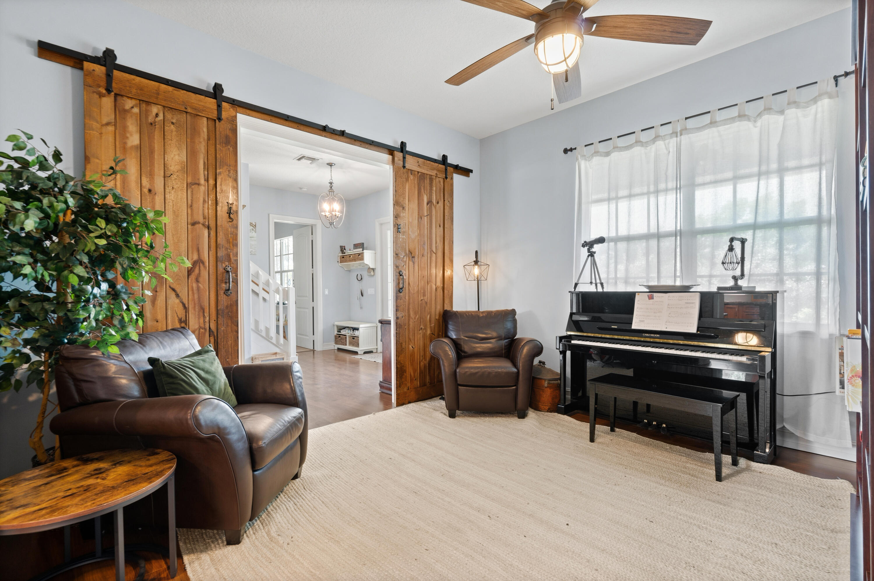 main property photo 22