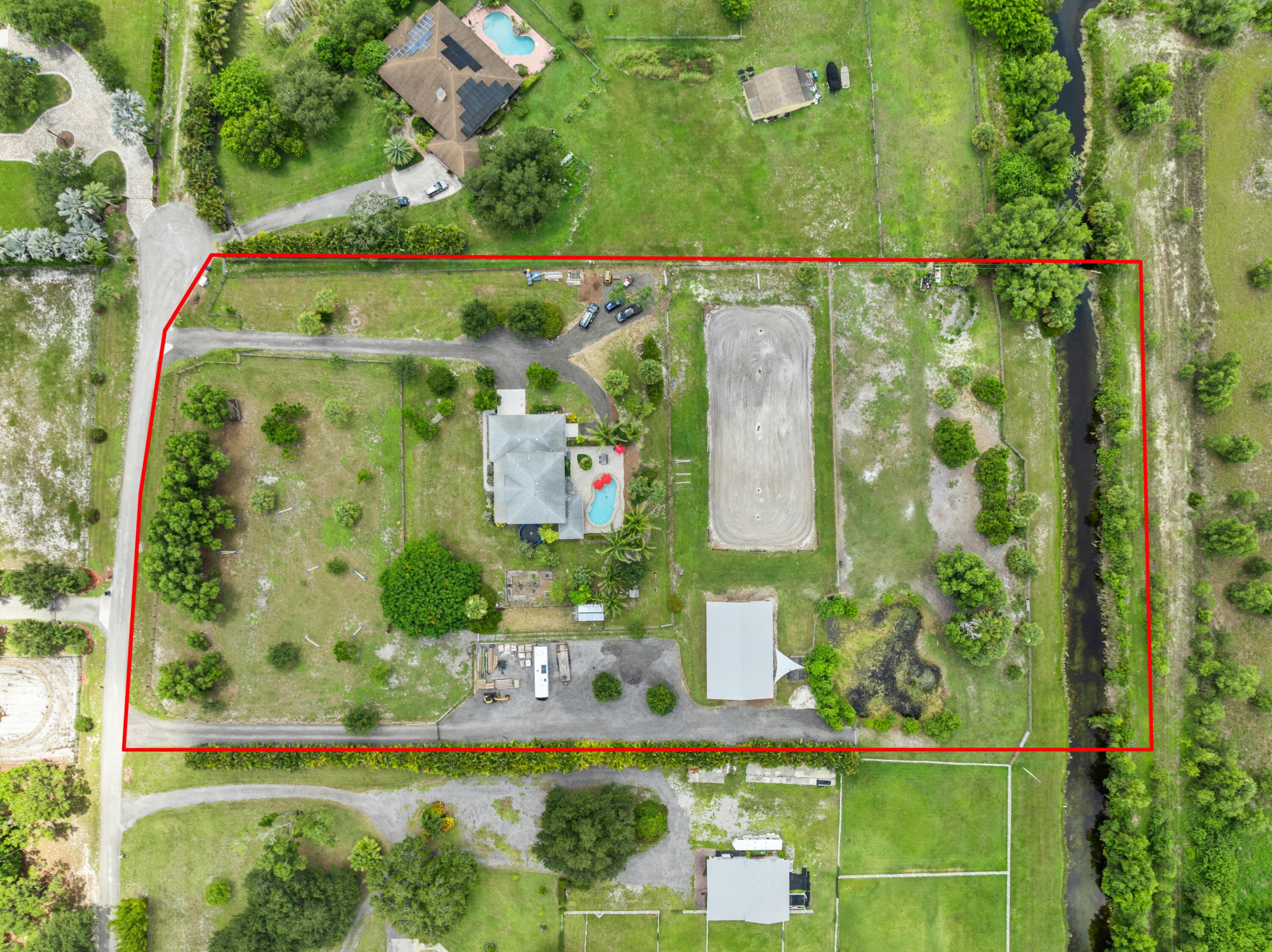 main property photo 4