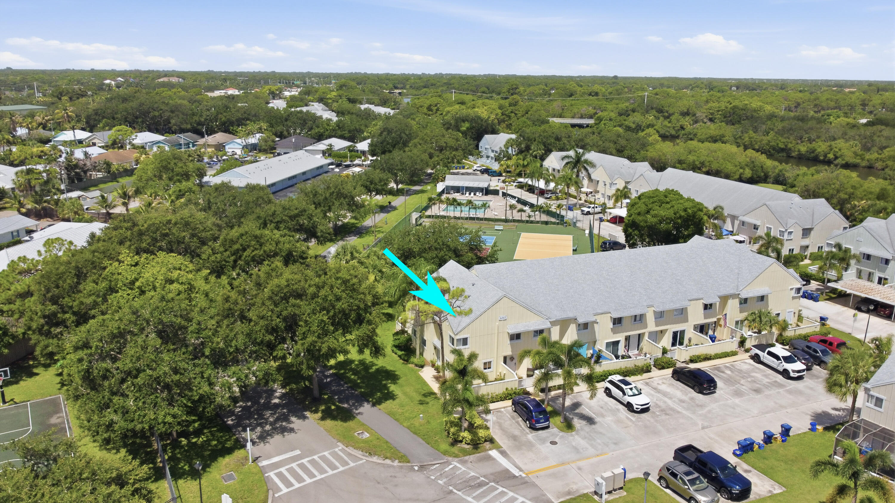 main property photo 18