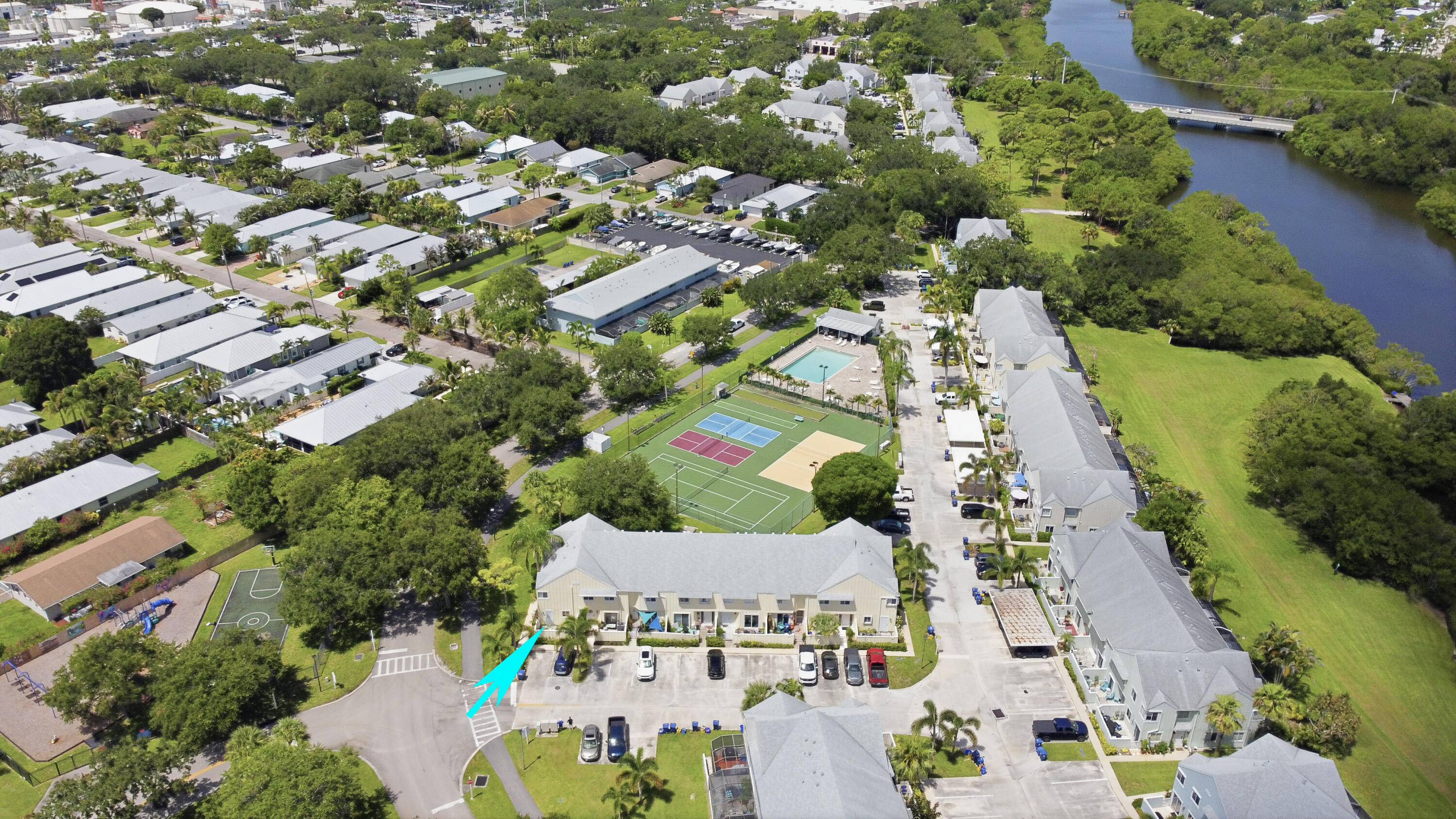 main property photo 19