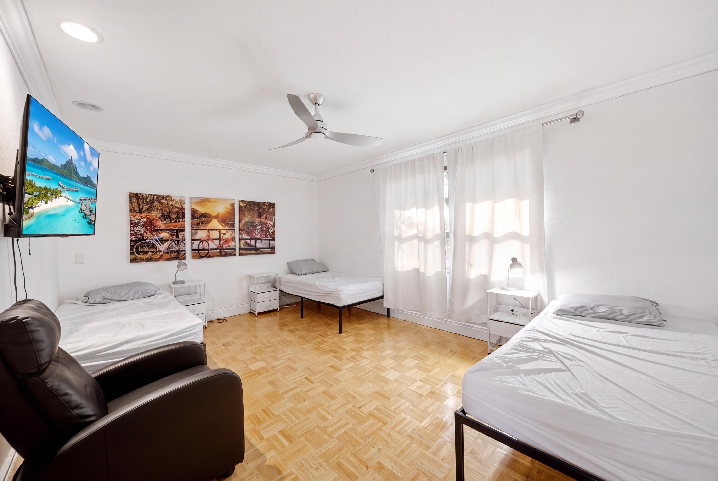 main property photo 78