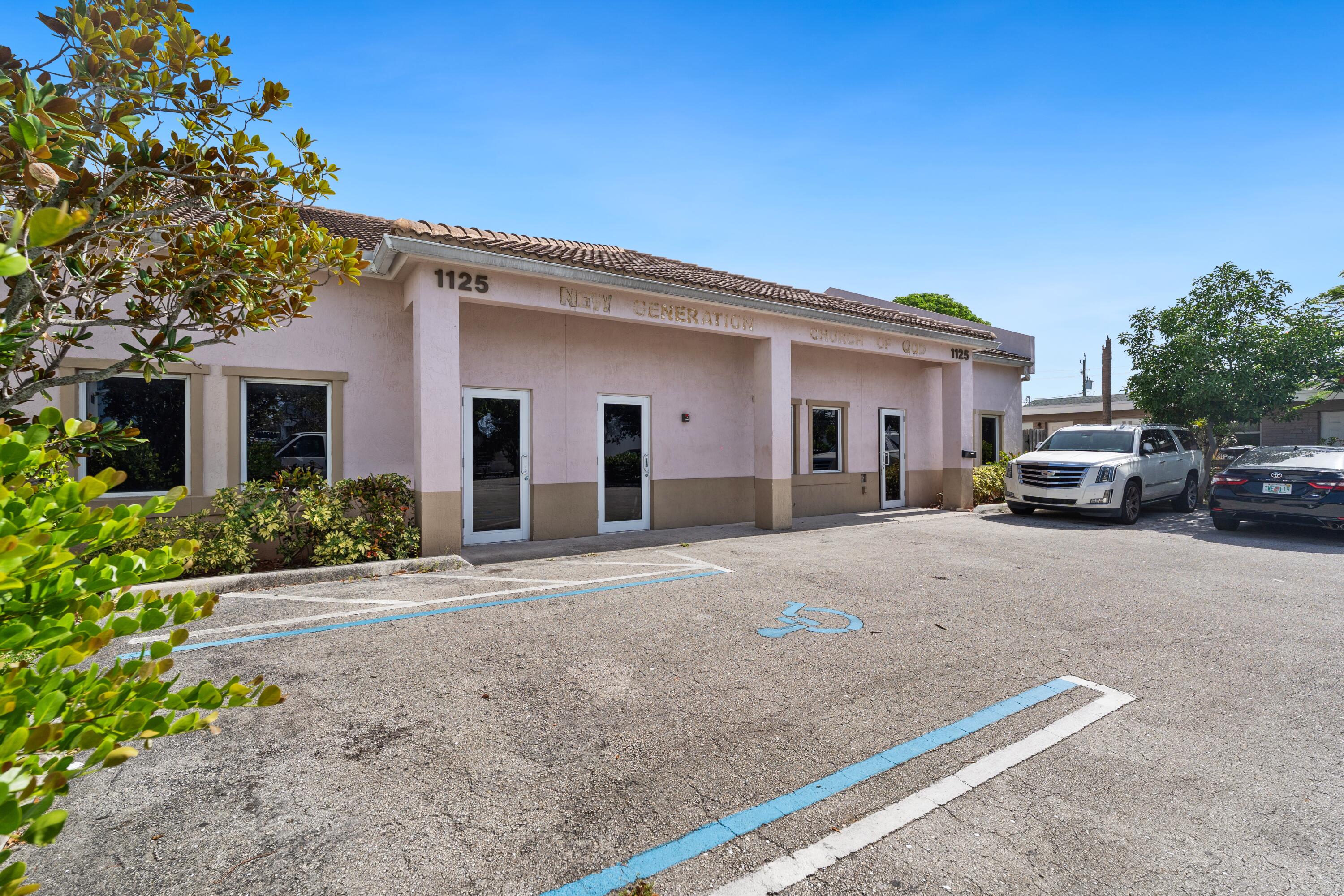 main property photo 1