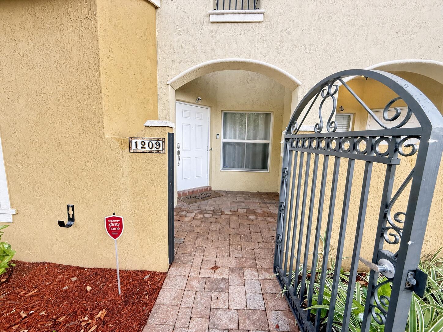 main property photo 18