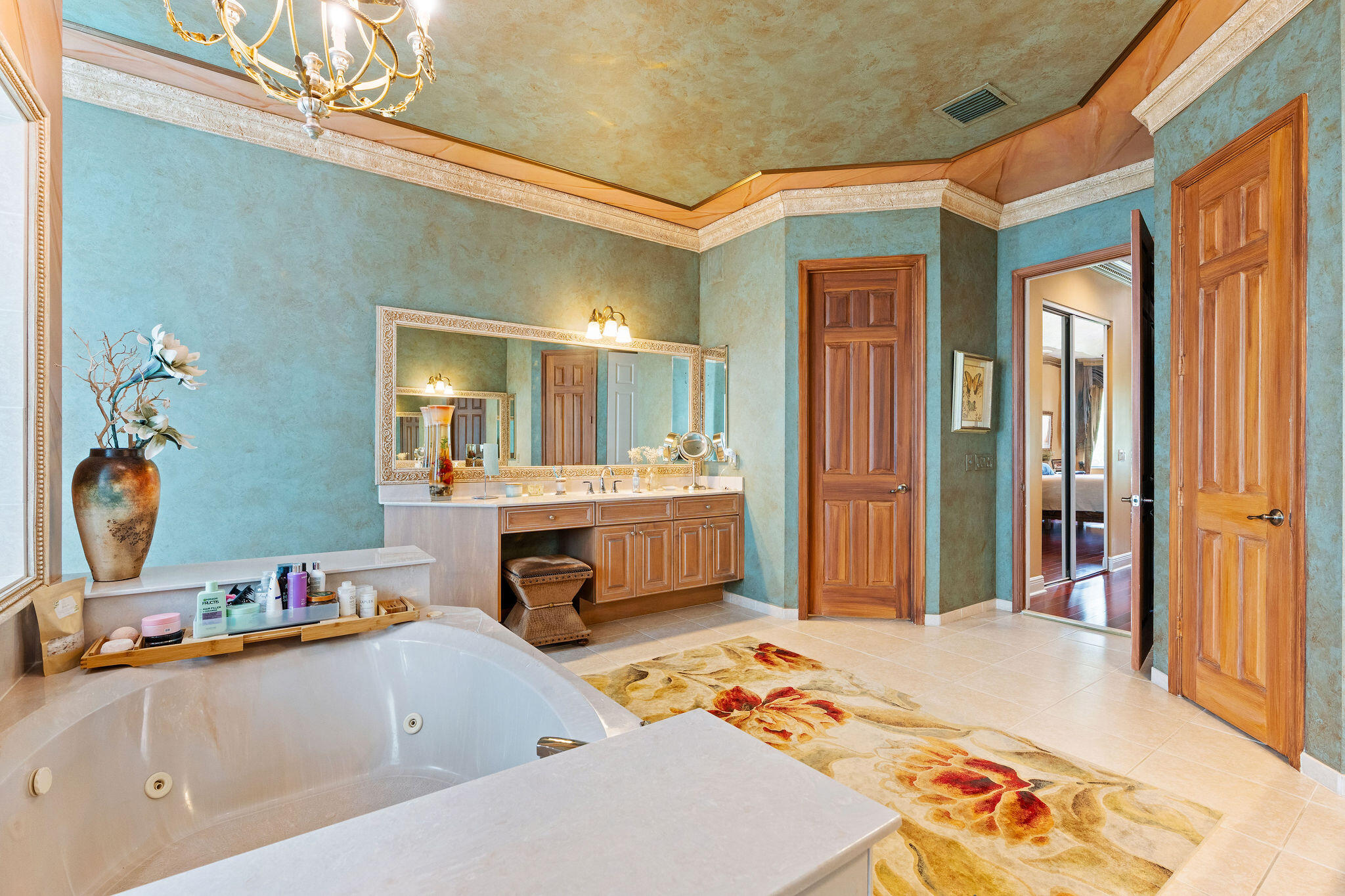 main property photo 26