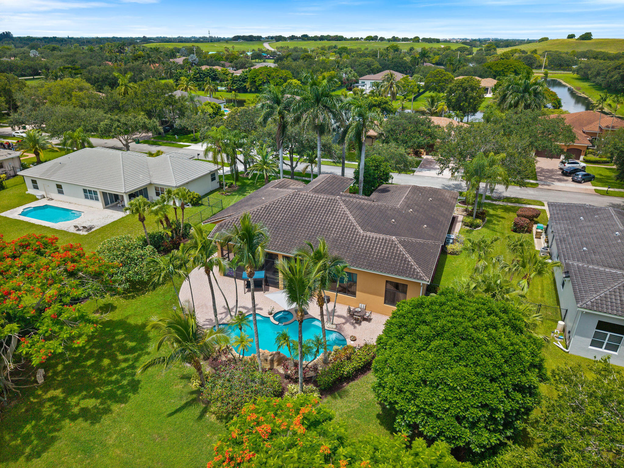 main property photo 59