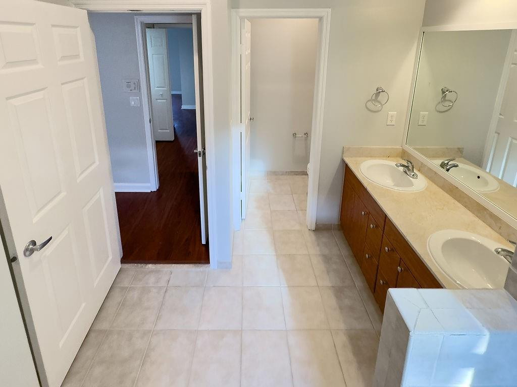 main property photo 76