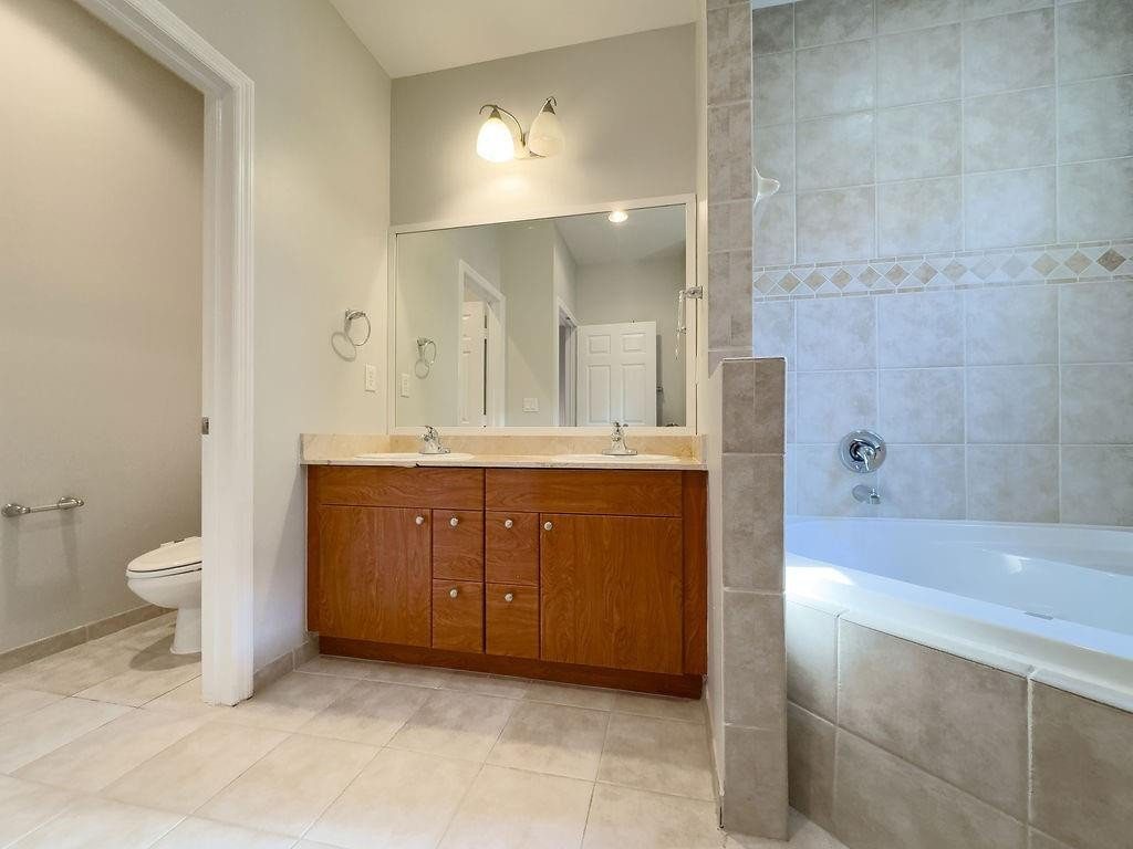 main property photo 79