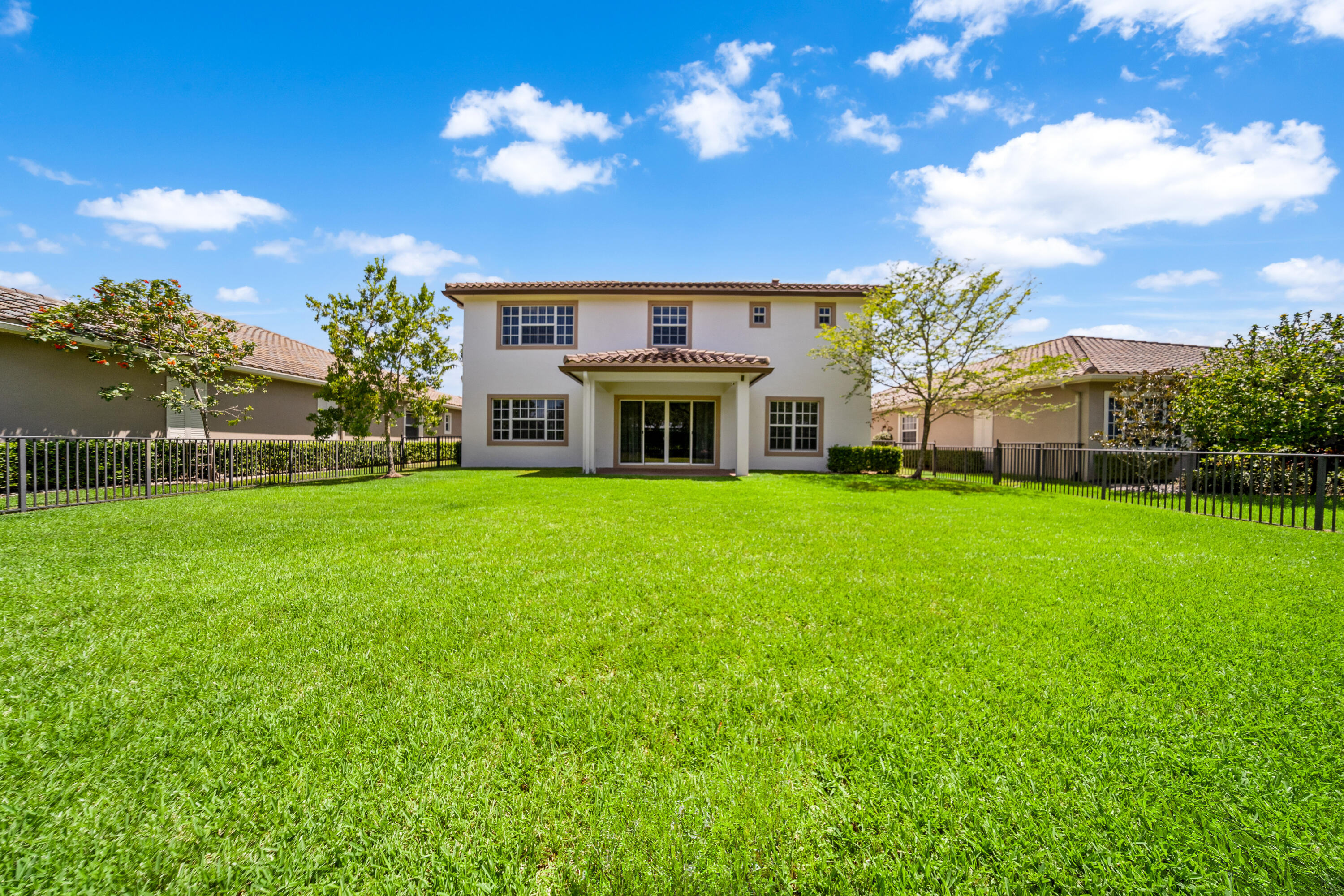 main property photo 70