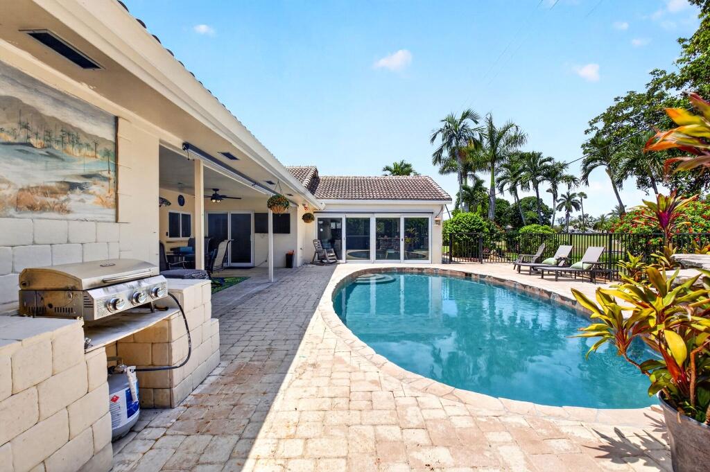 main property photo 57