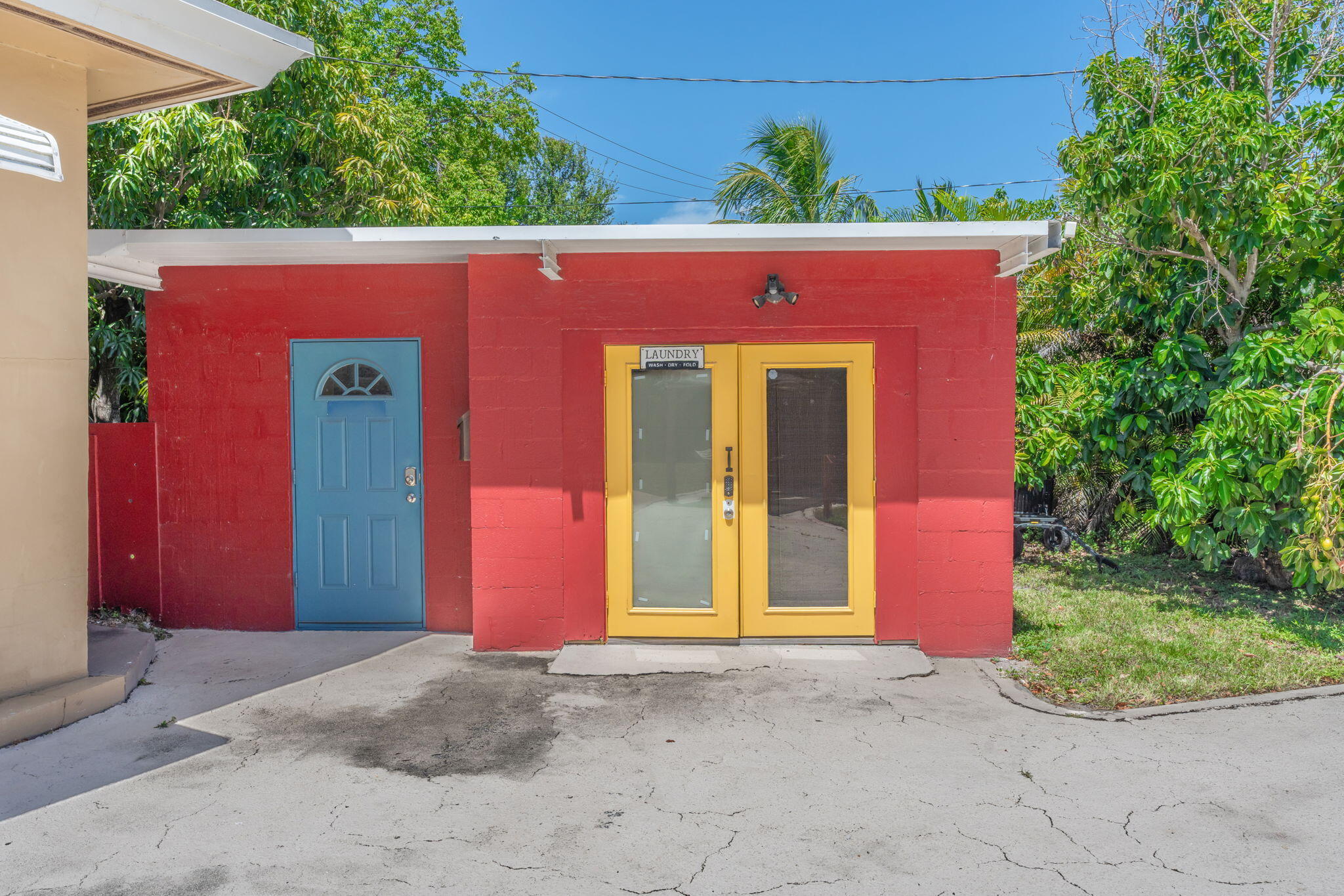 main property photo 33