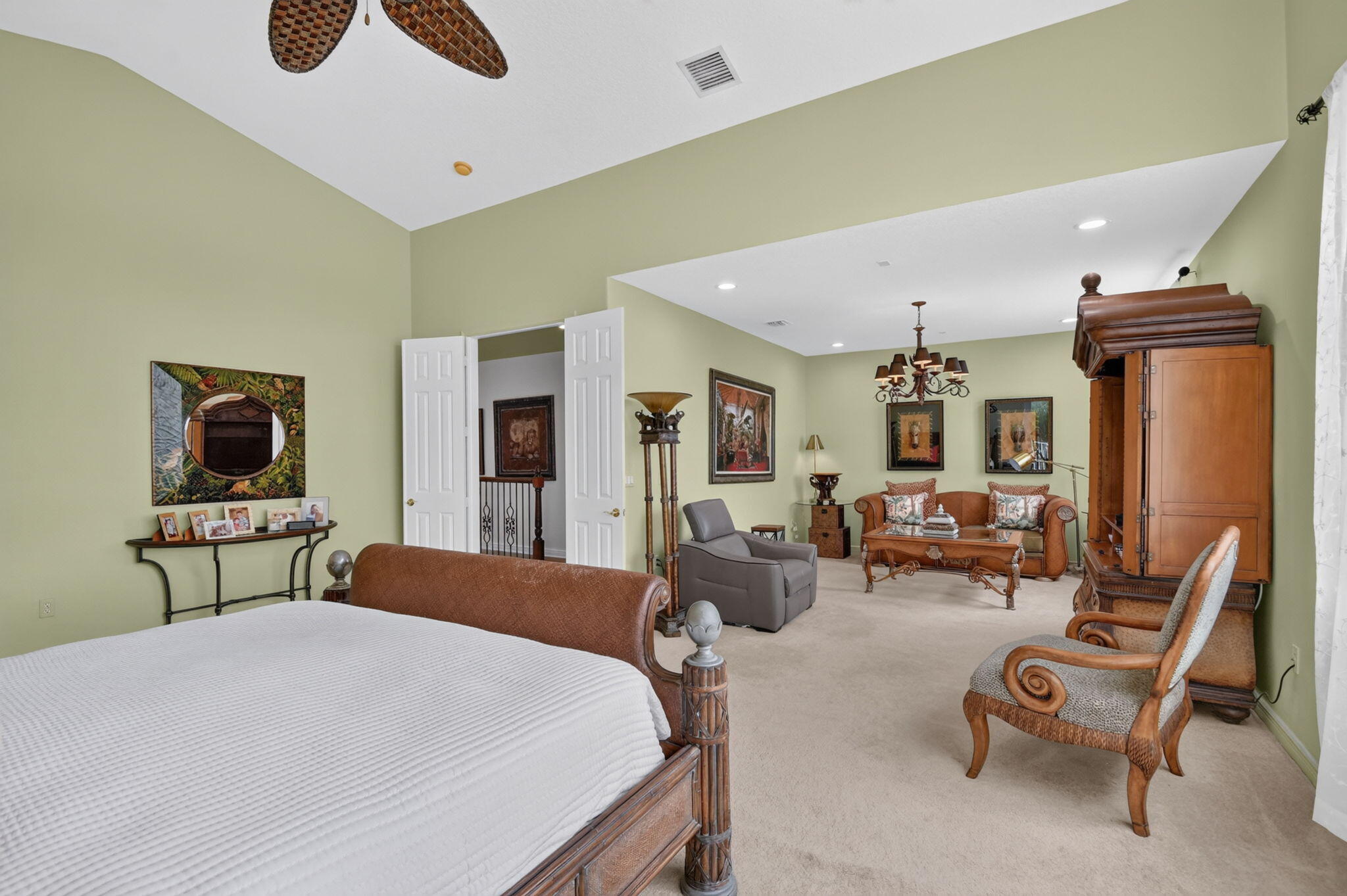 main property photo 60
