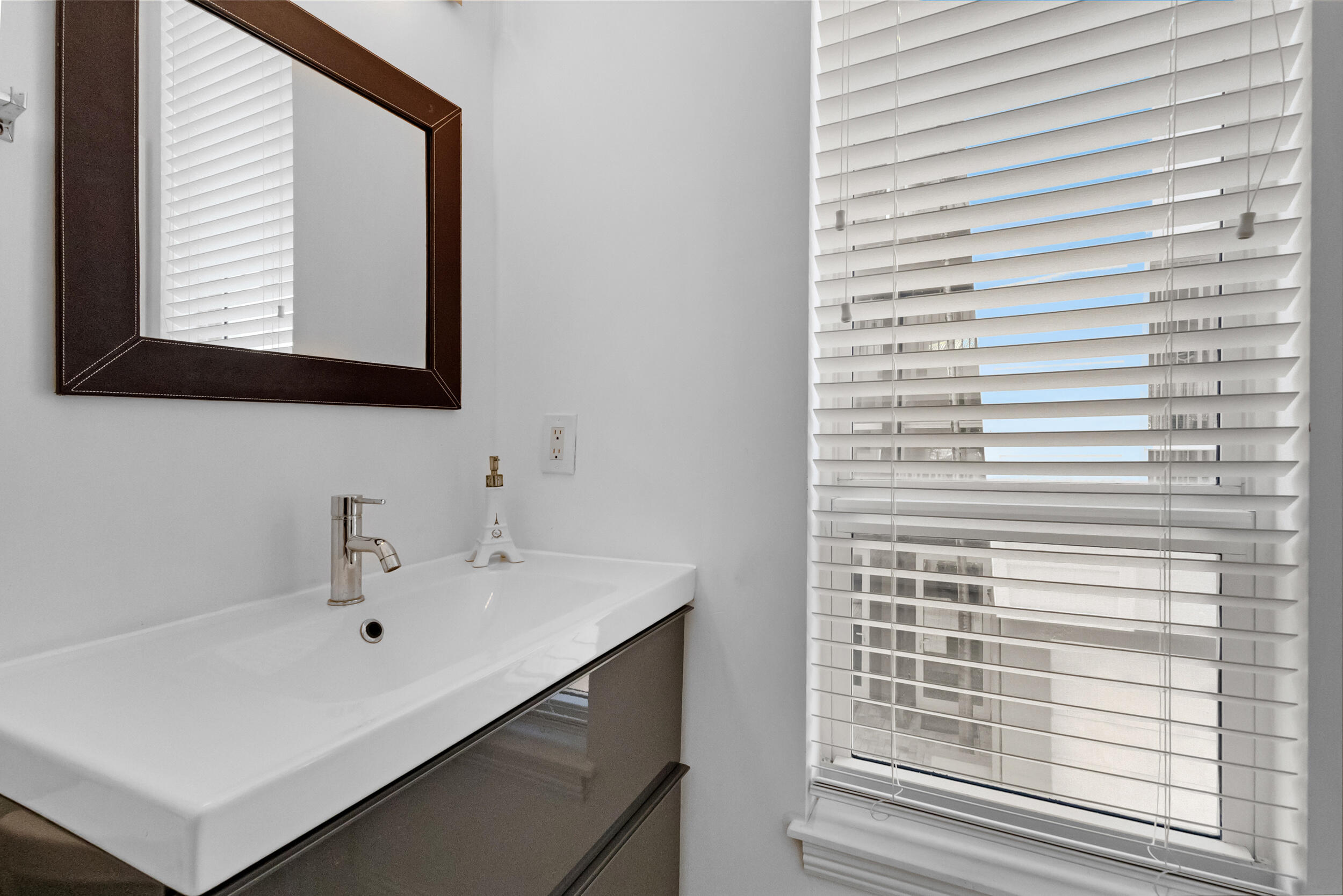 main property photo 63