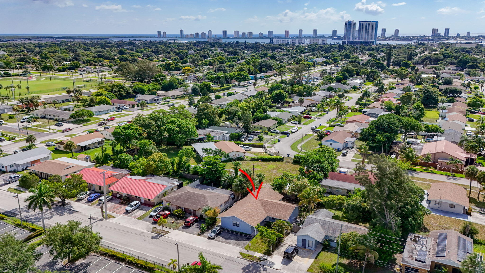 main property photo 10