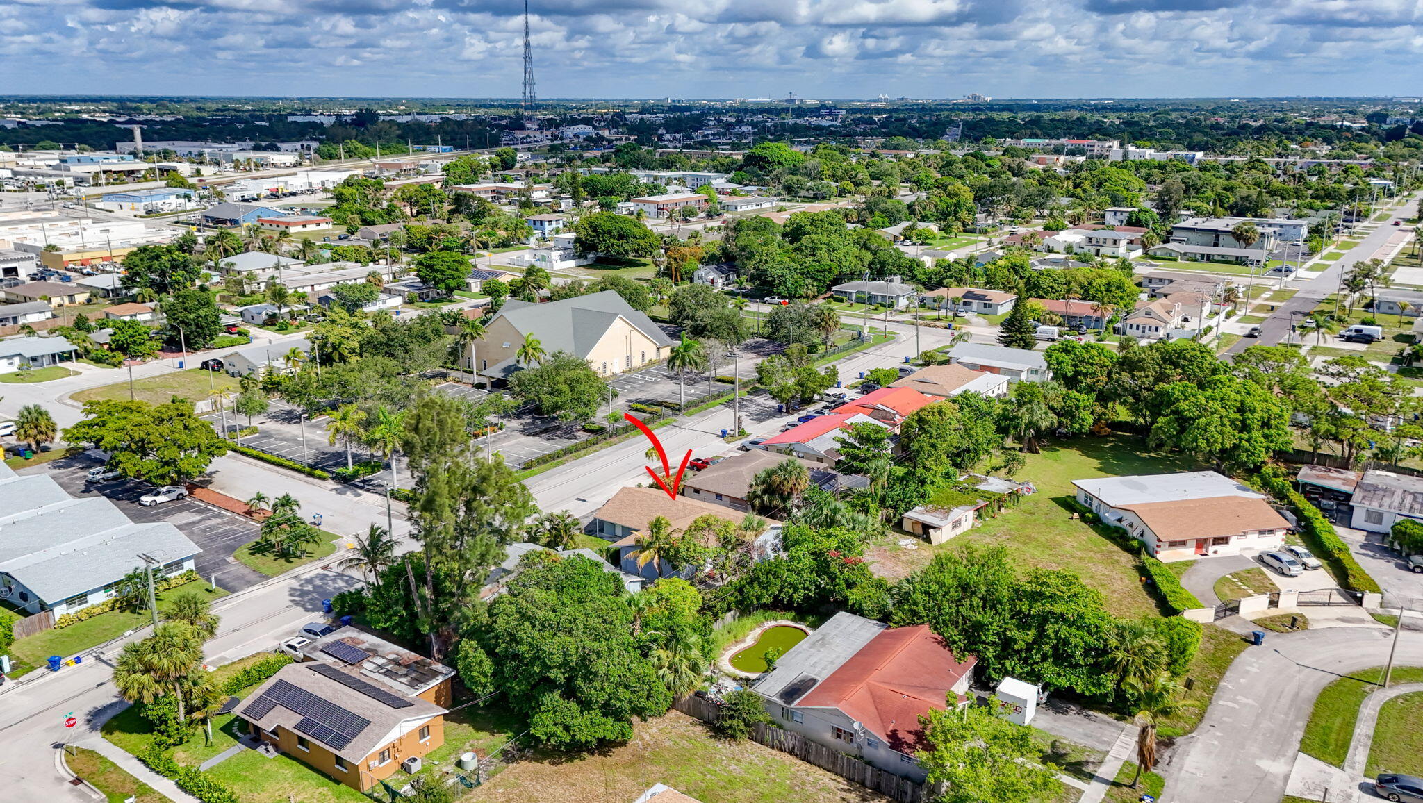 main property photo 12