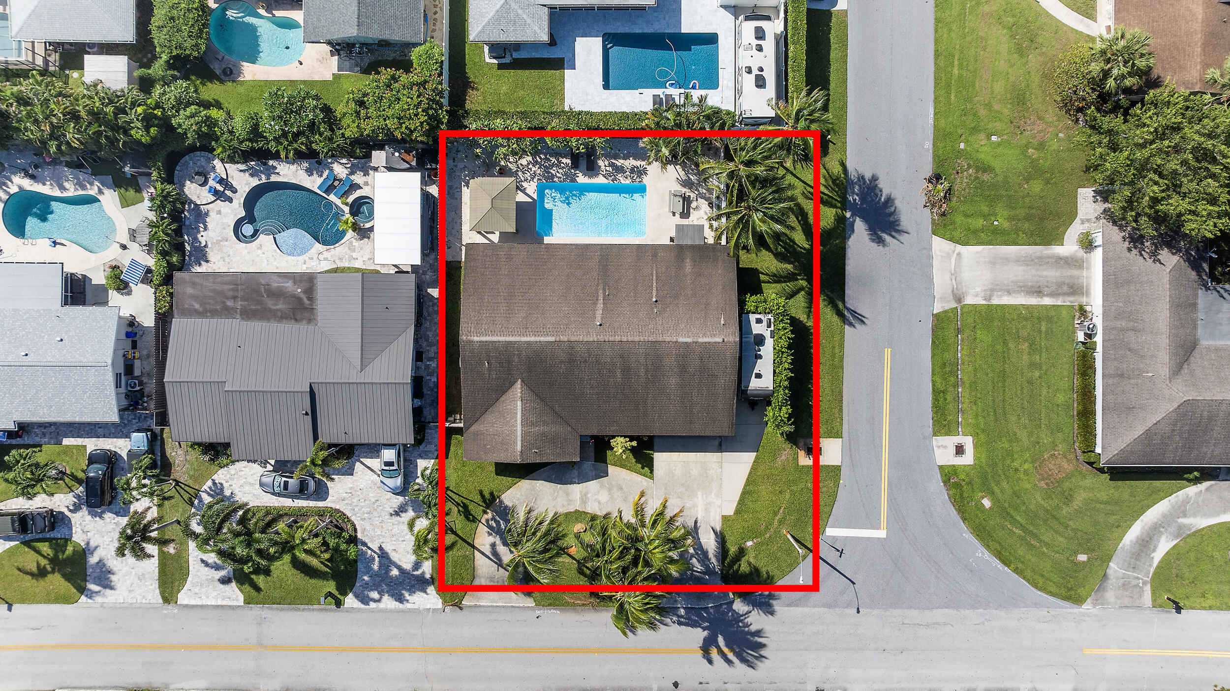 main property photo 32