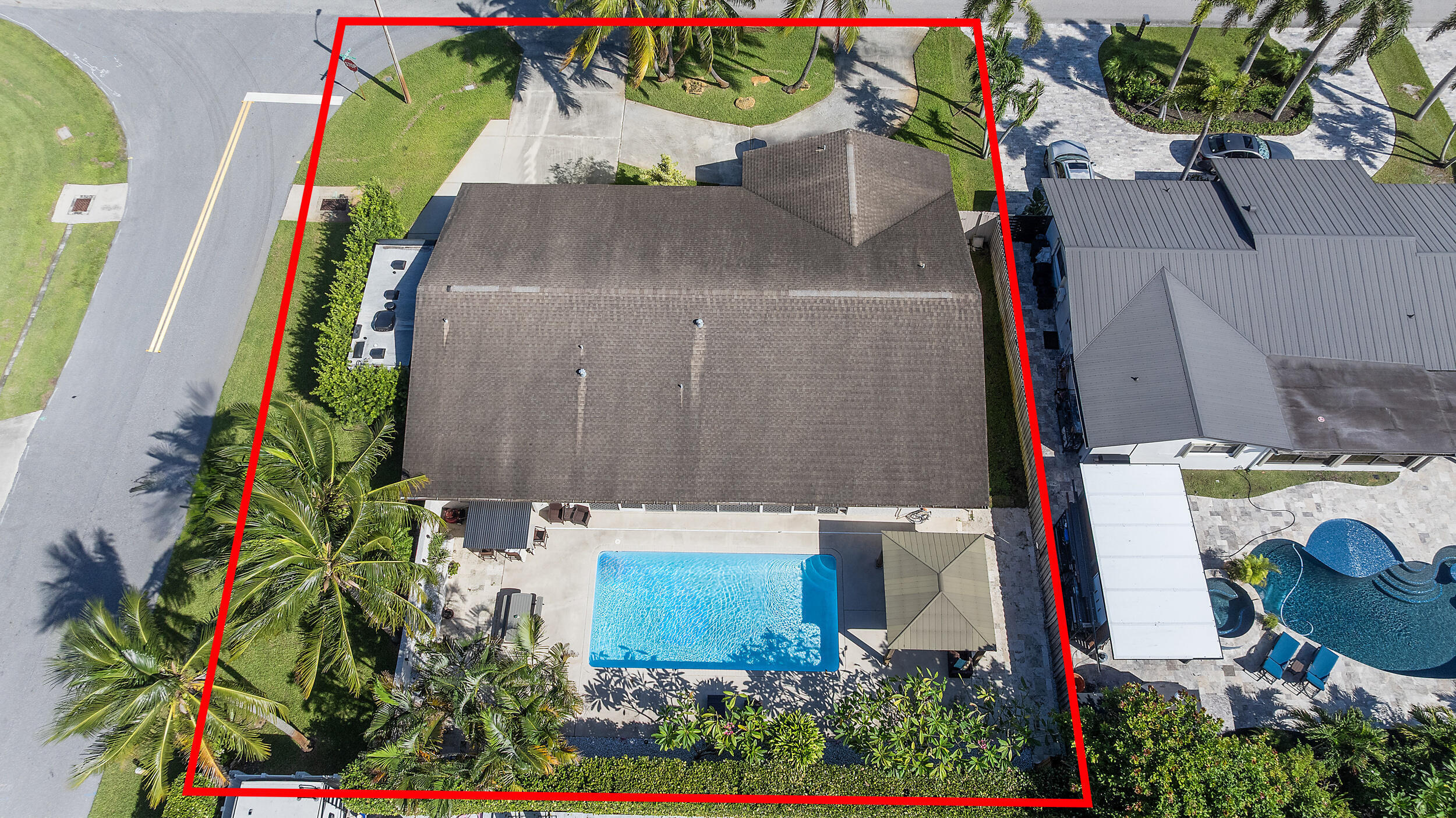 main property photo 45