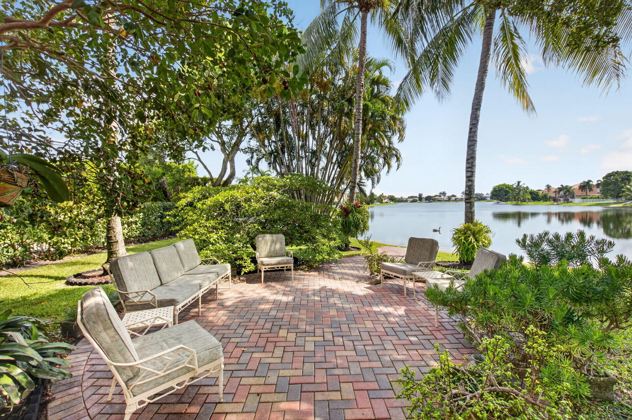 main property photo 46