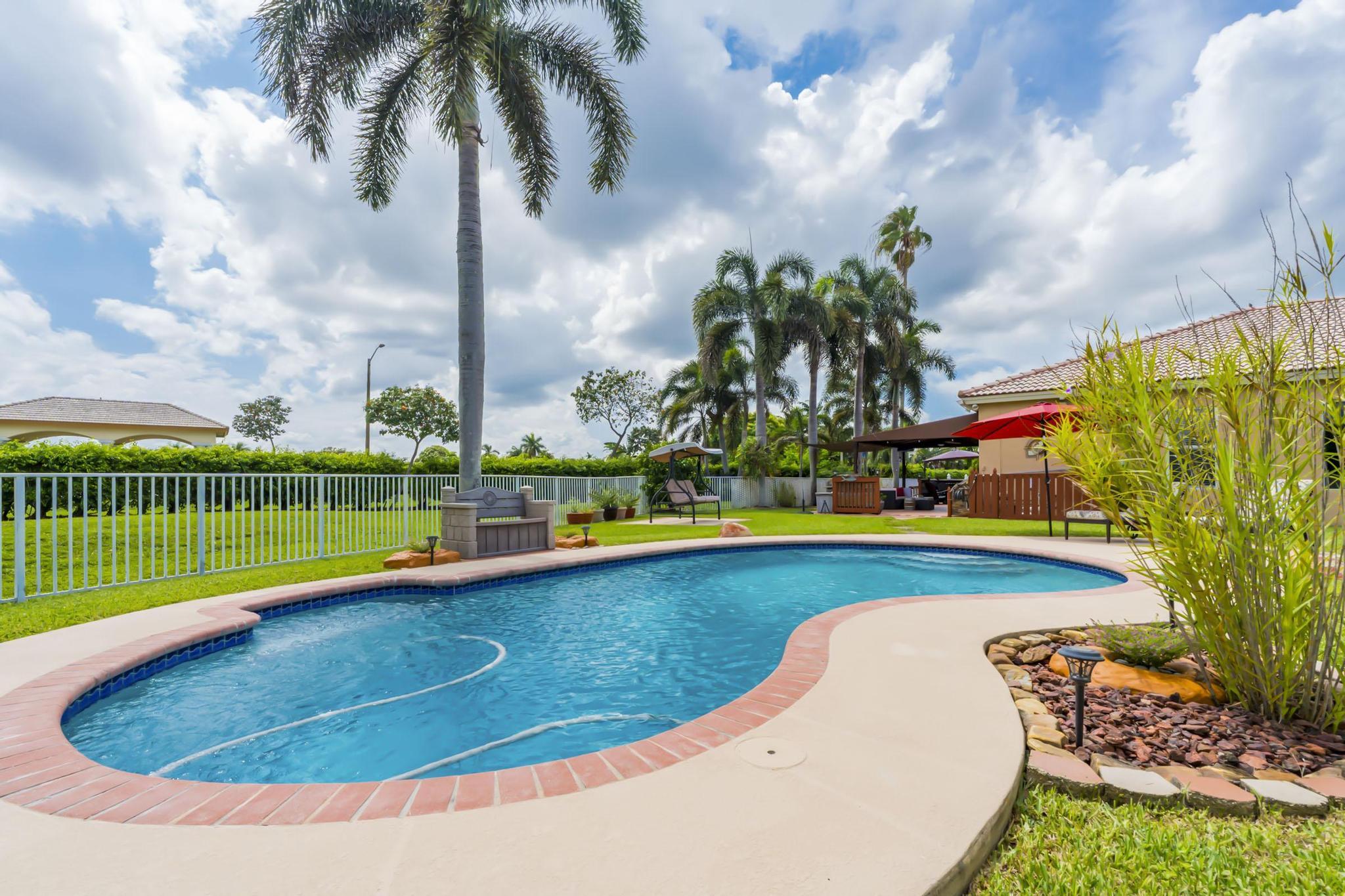 main property photo 98