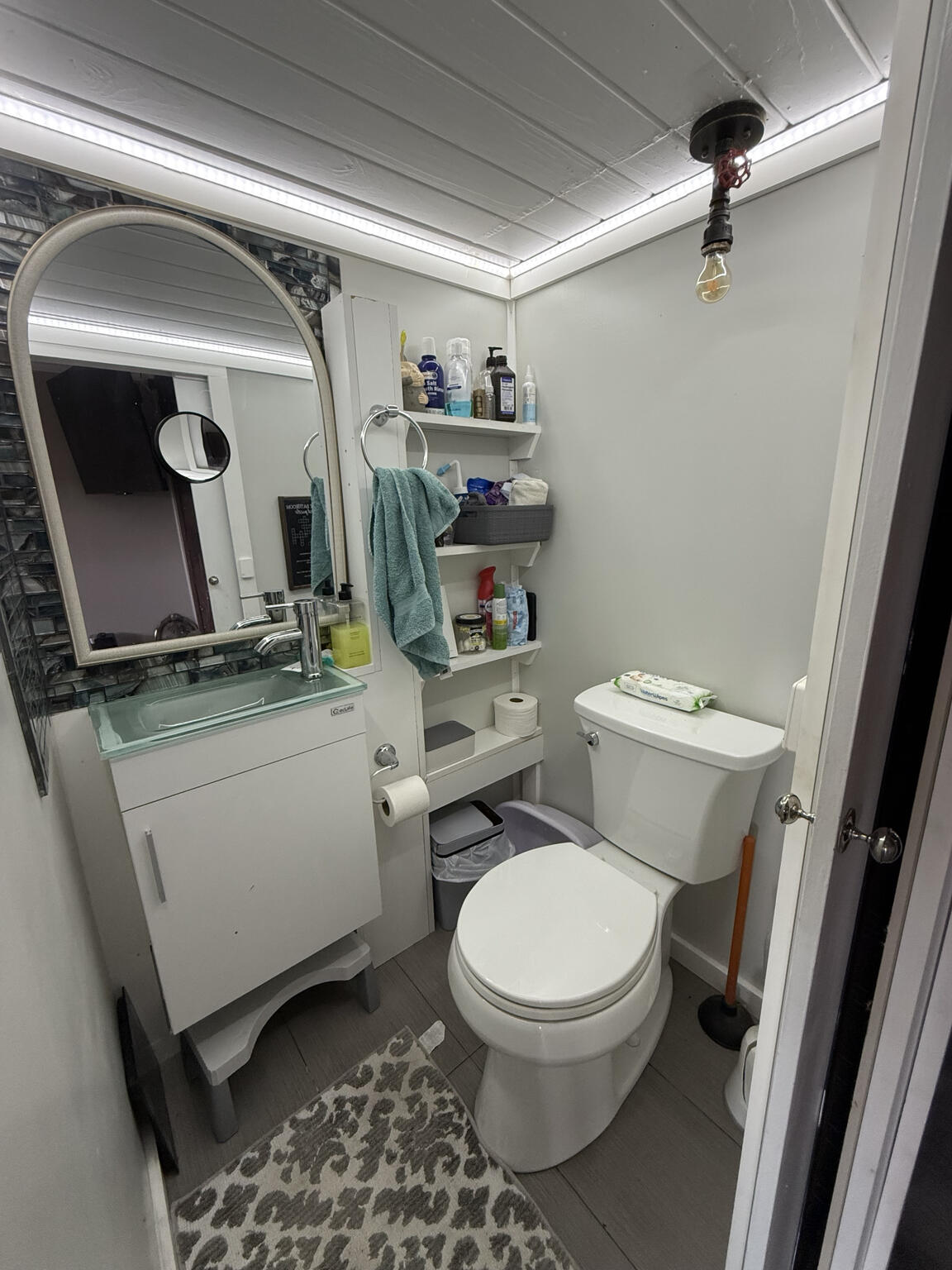 main property photo 10