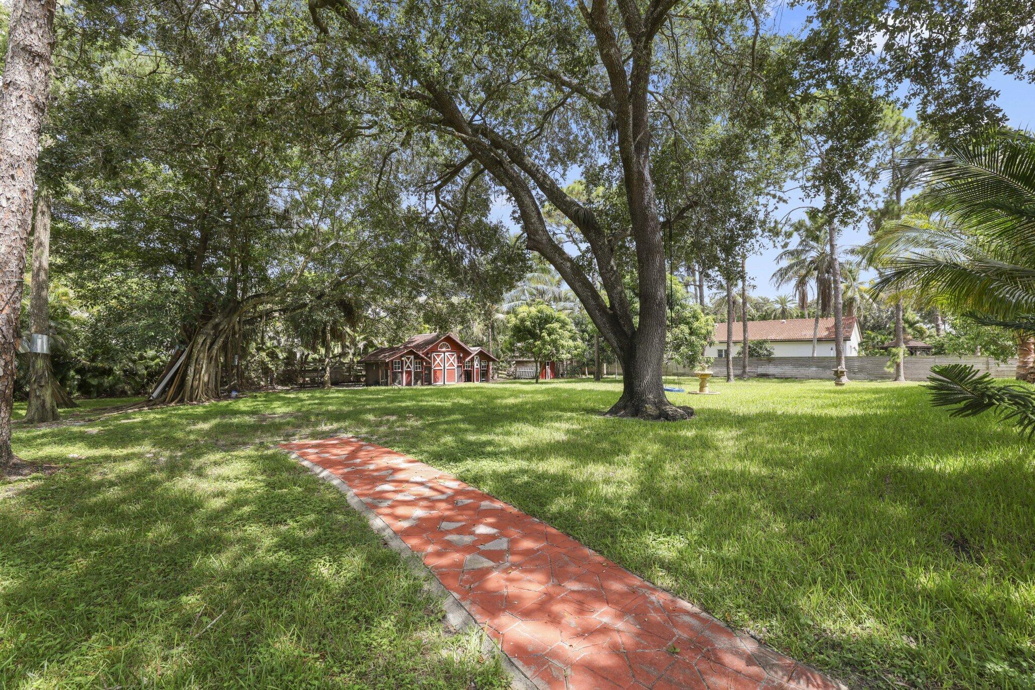 main property photo 37