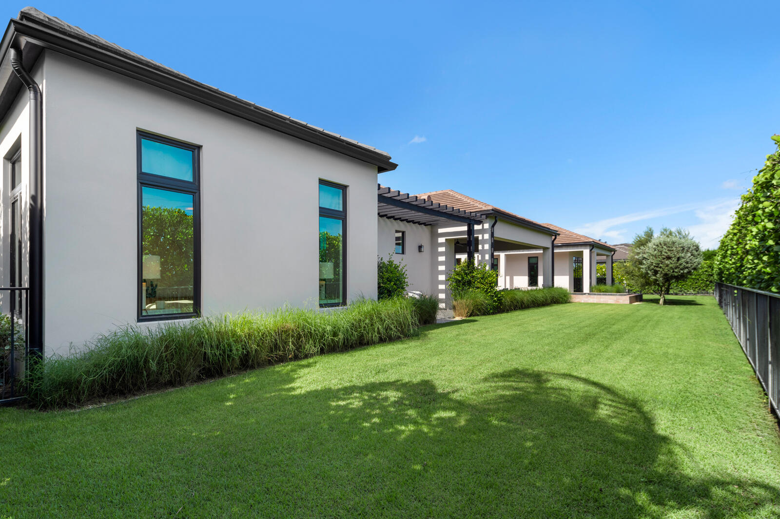 main property photo 44