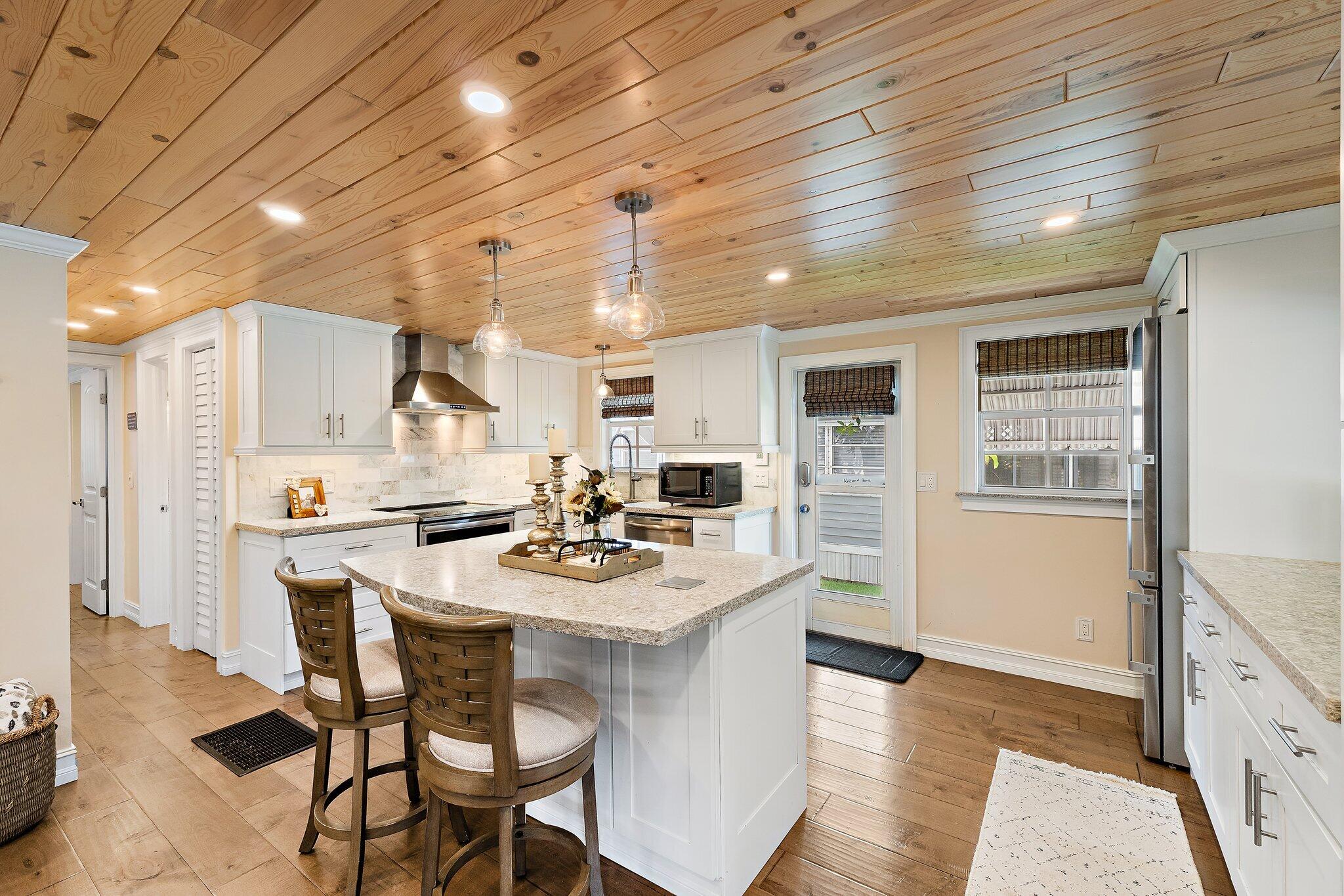main property photo 21