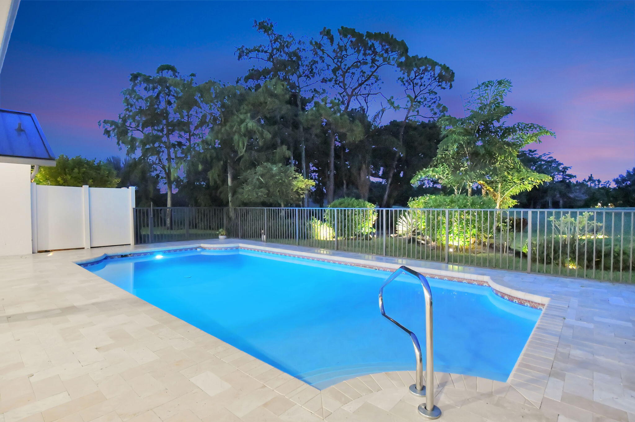main property photo 54