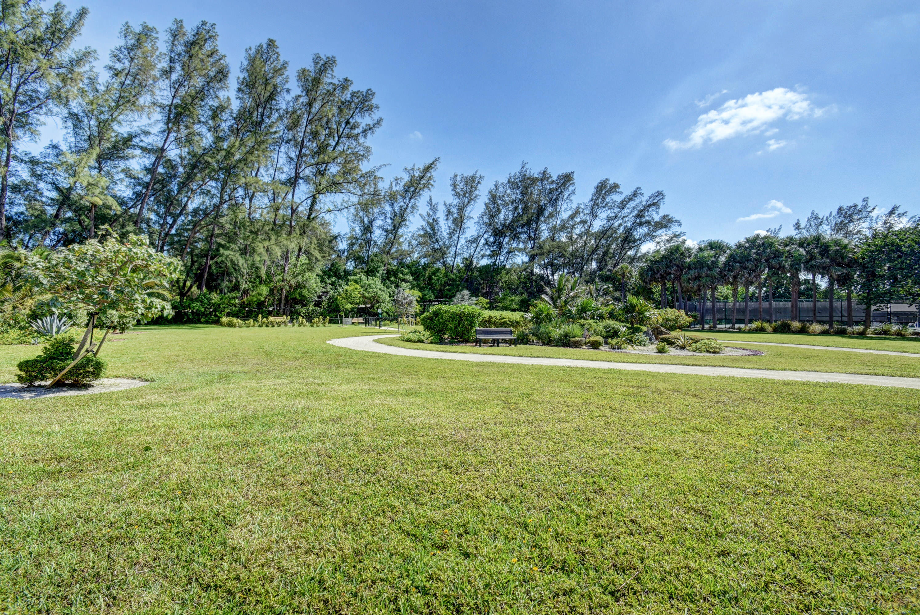 main property photo 74