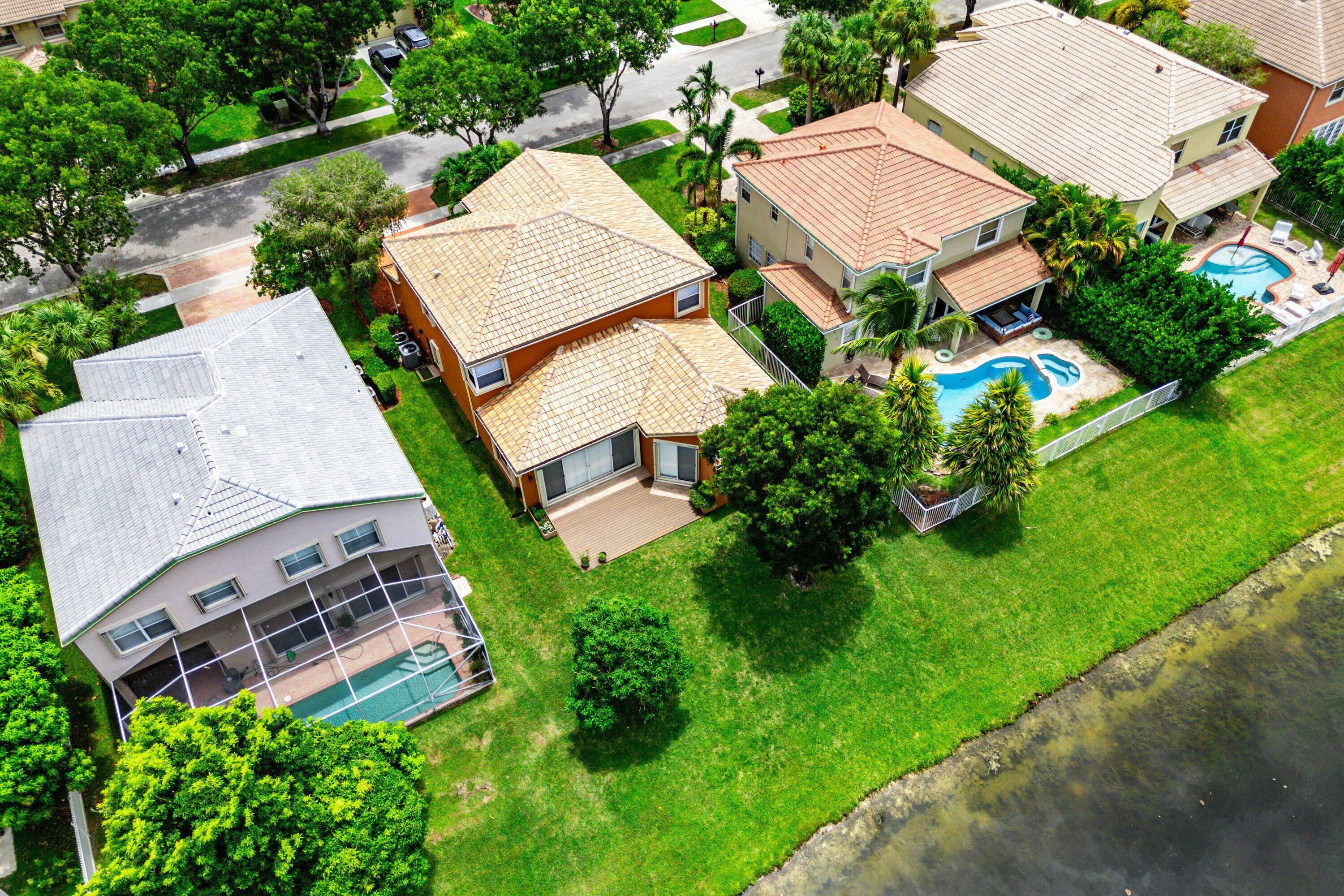 main property photo 40