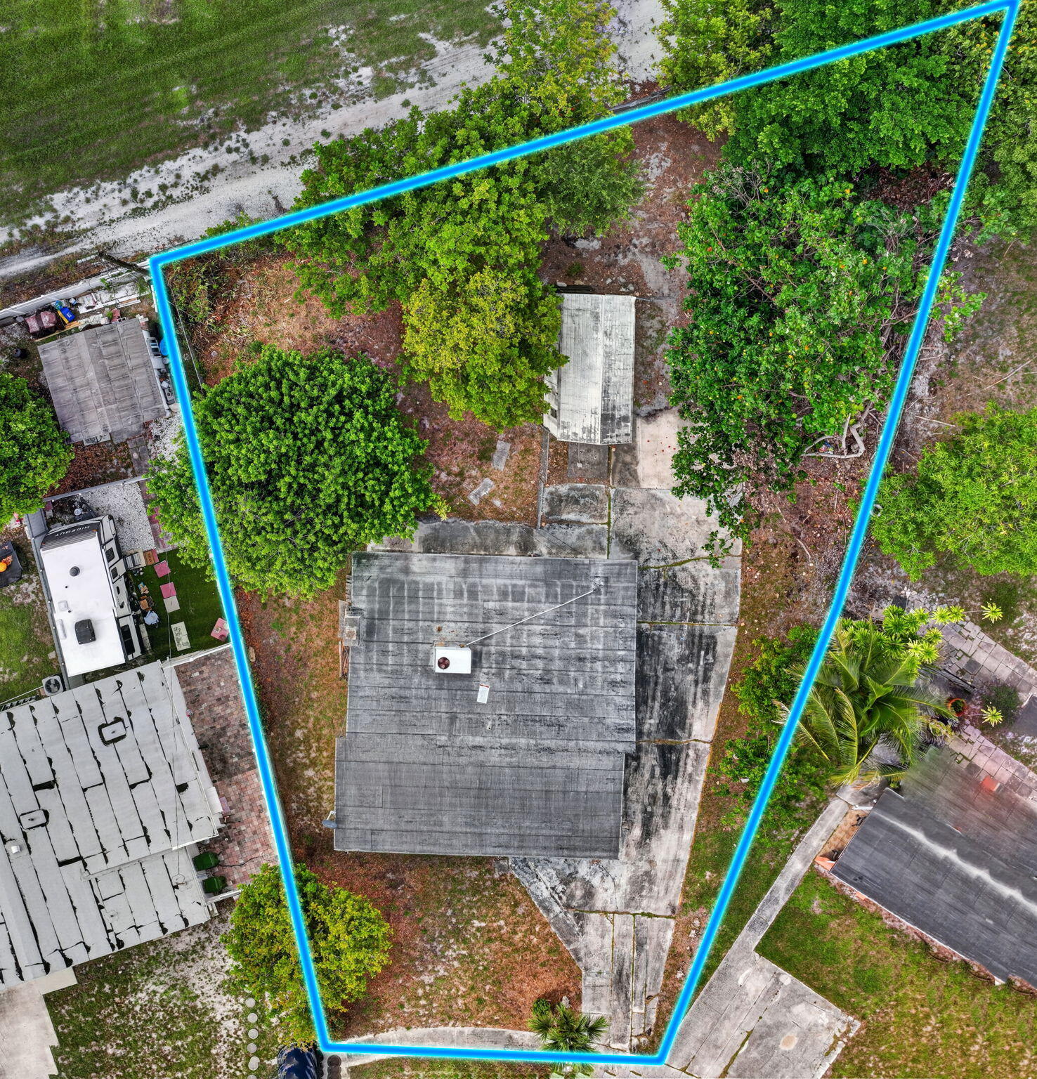 main property photo 19