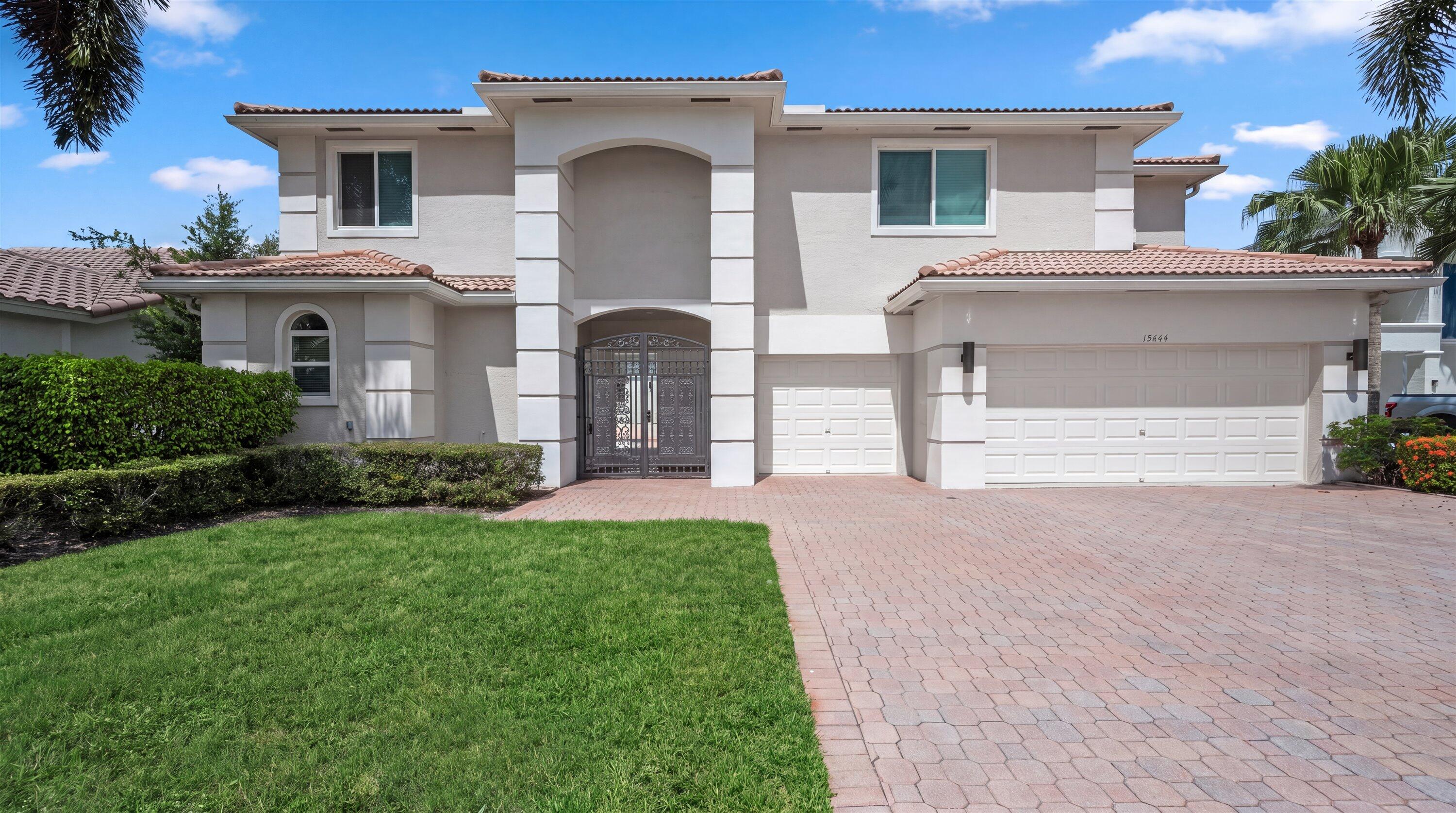 main property photo 3