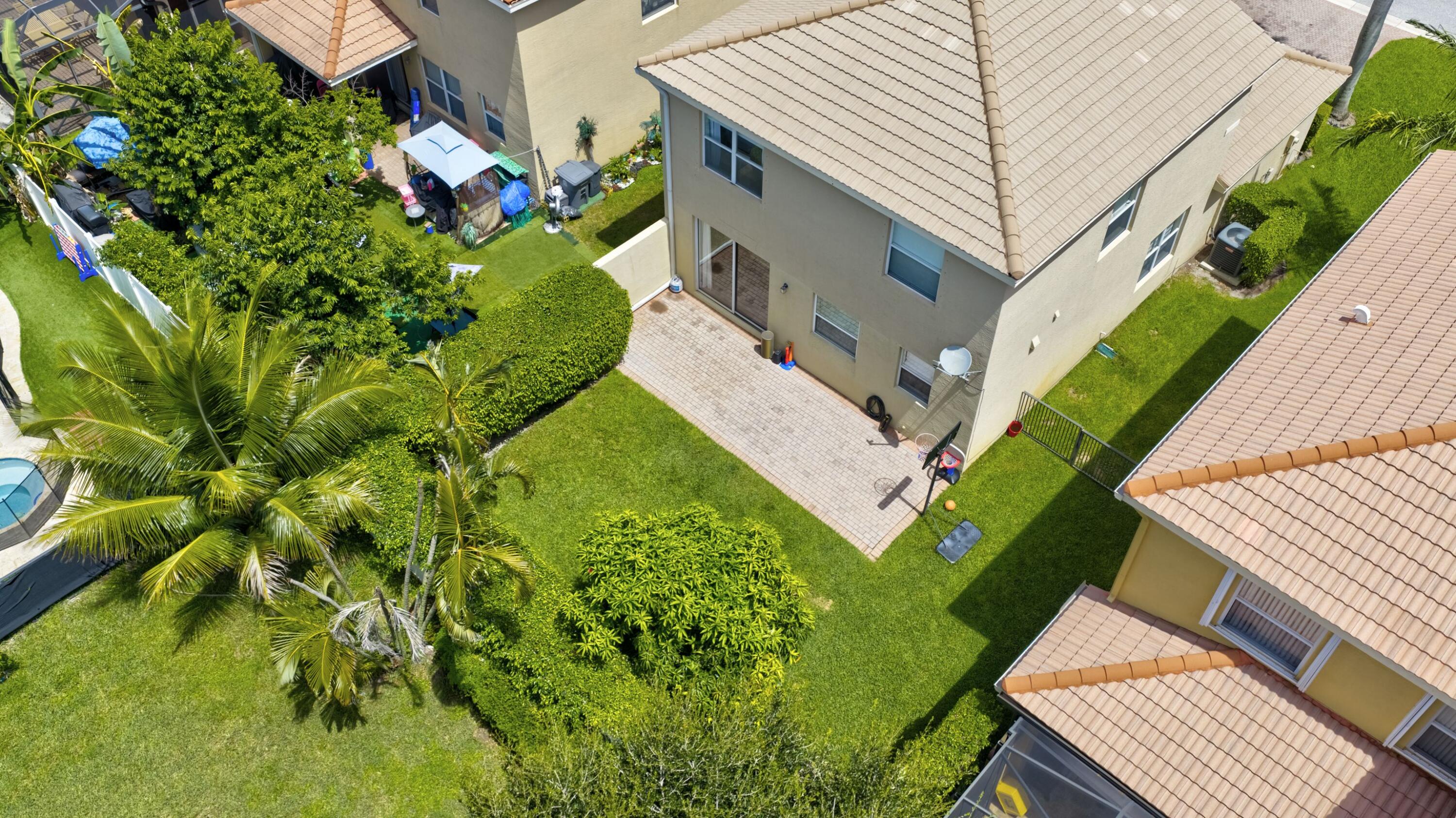 main property photo 49
