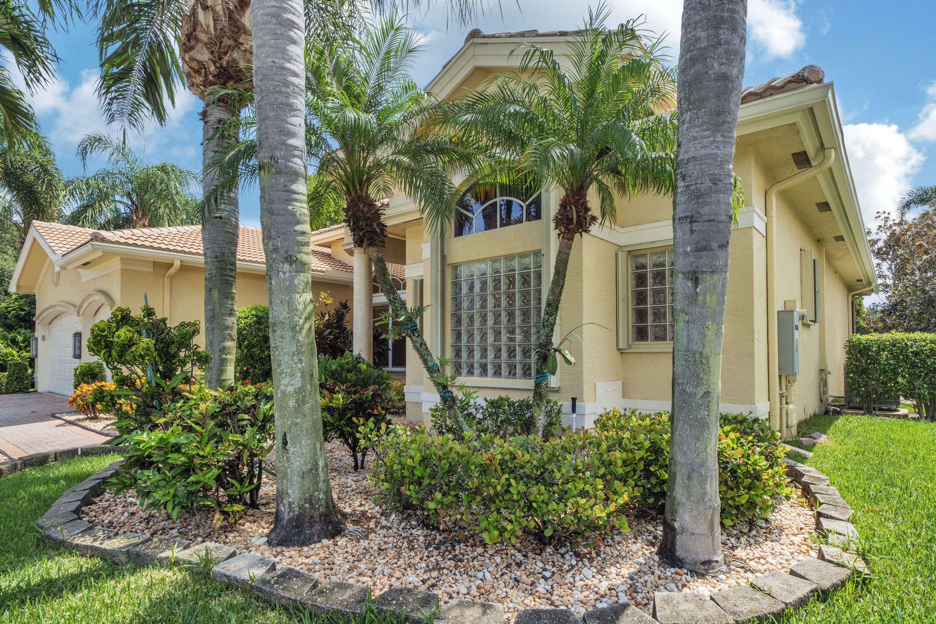 main property photo 60