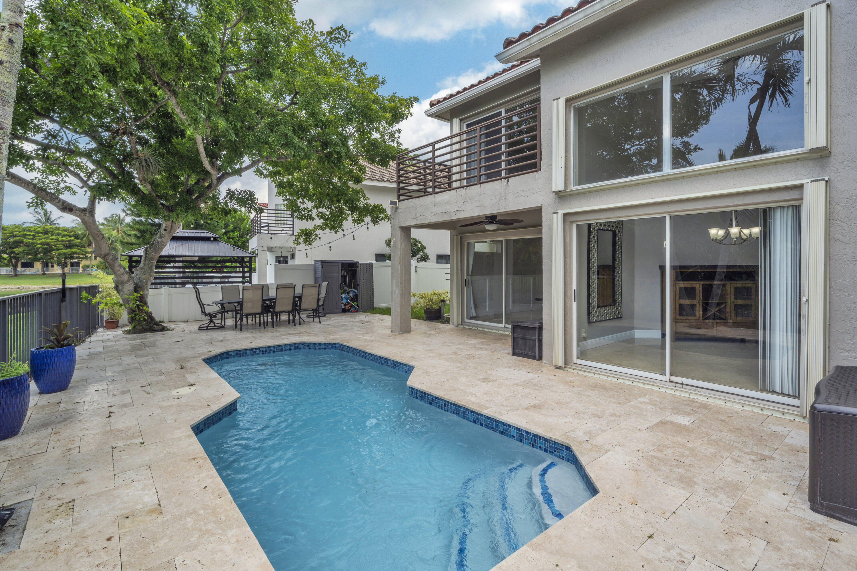 main property photo 67